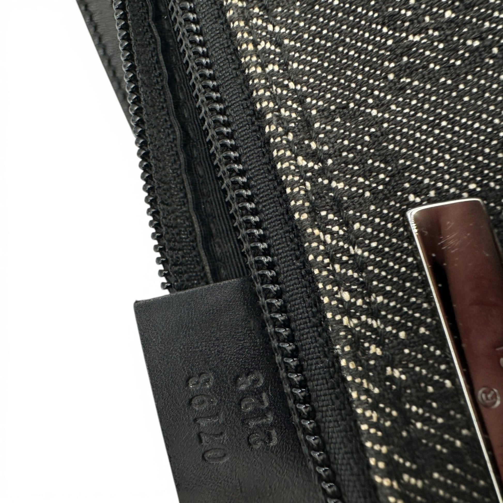 Gucci Boat Pochette 07198 Shoulder Bag - Thanks it's Vintage