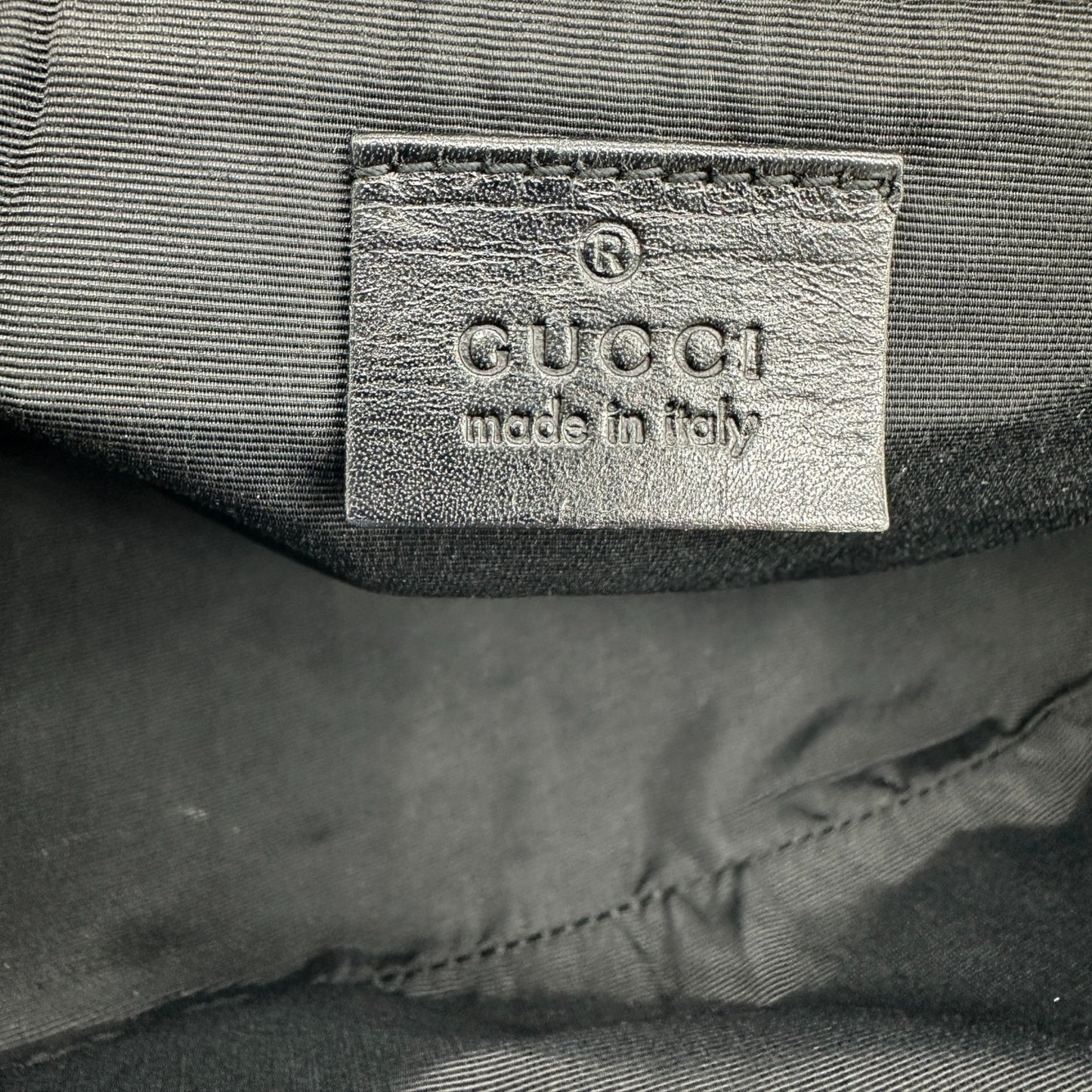 Gucci Boat Pochette 07198 Shoulder Bag - Thanks it's Vintage