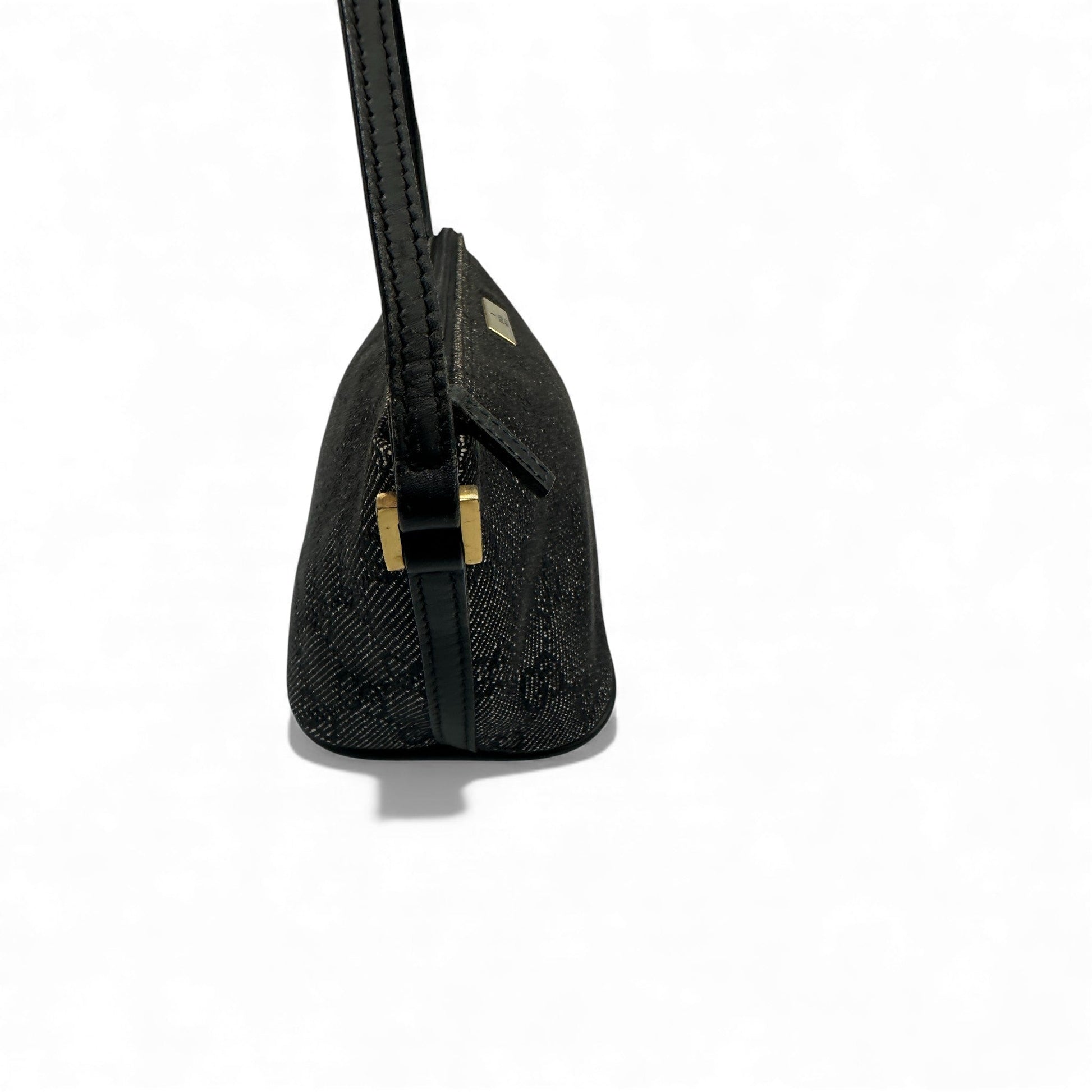 Gucci Boat Pochette 07198 Shoulder Bag - Thanks it's Vintage