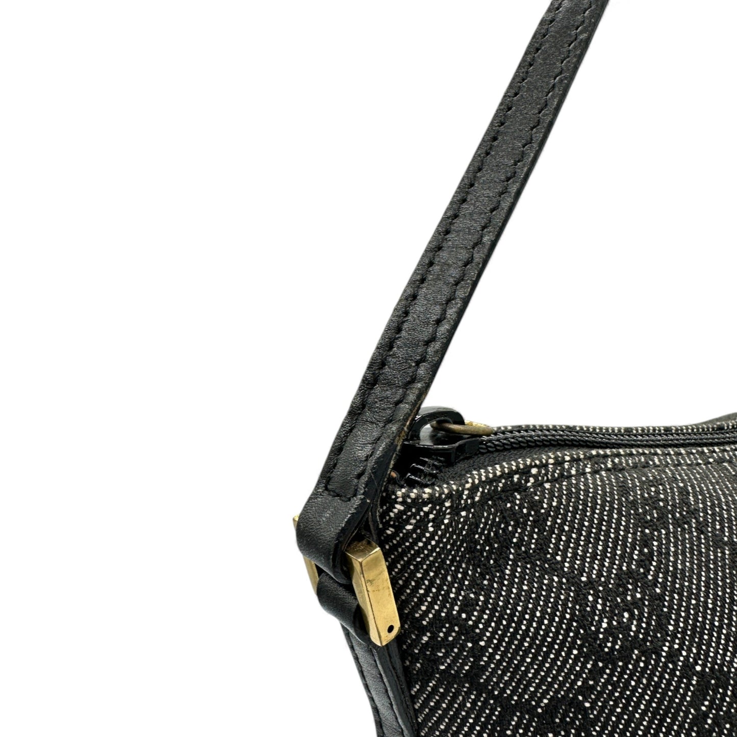 Gucci Boat Pochette 07198 Shoulder Bag - Thanks it's Vintage