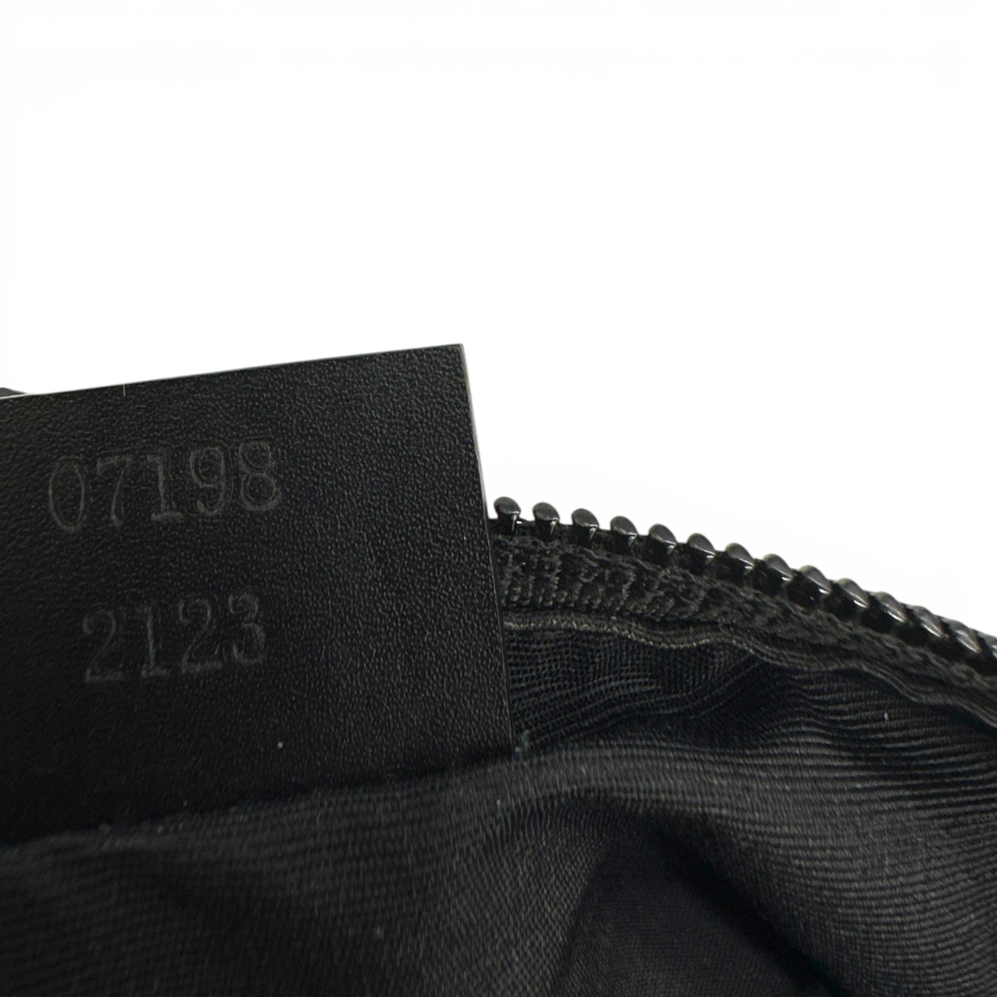 Gucci Boat Pochette 07198 Shoulder Bag - Thanks it's Vintage