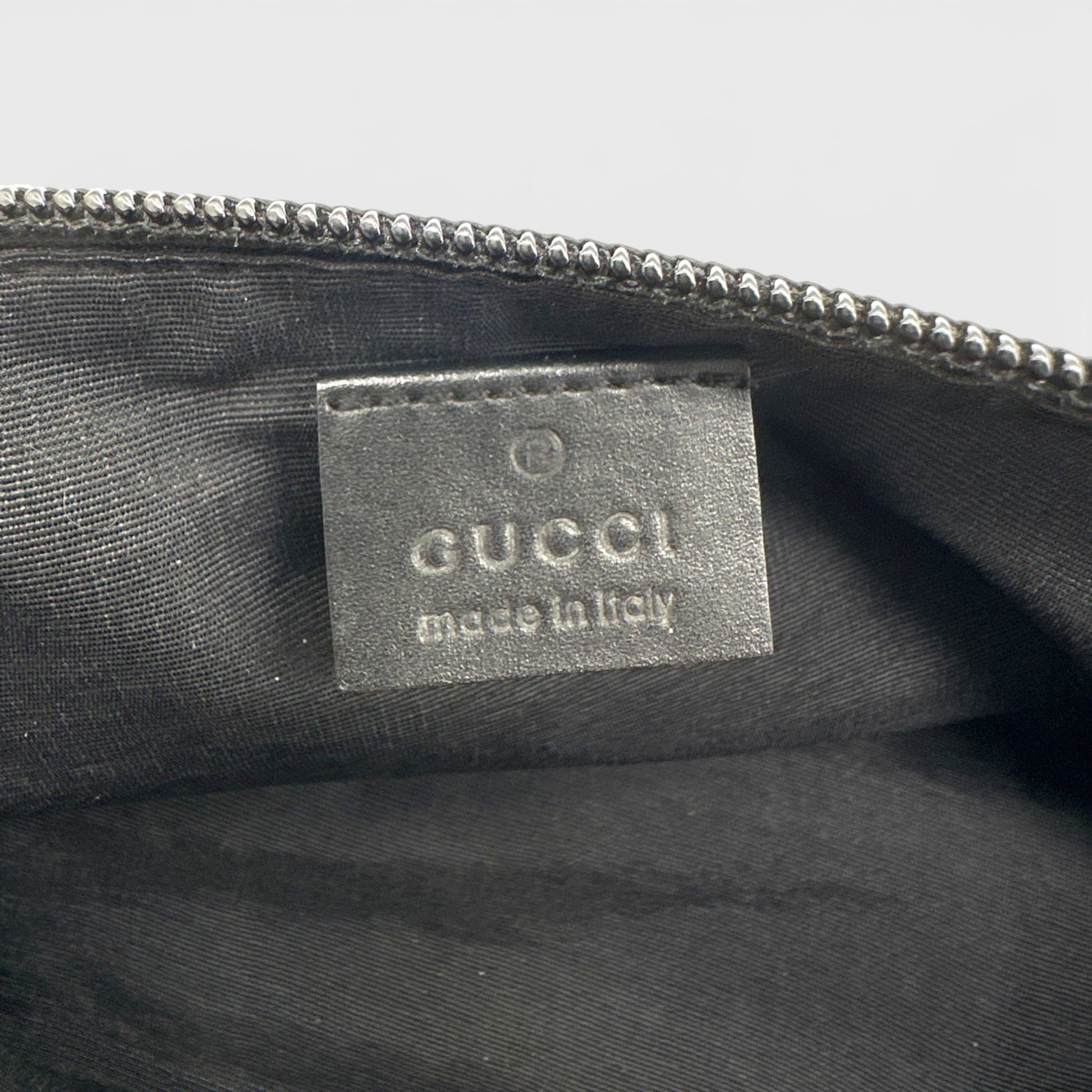 Gucci Boat Pochette 07198 Shoulder Bag - Thanks it's Vintage