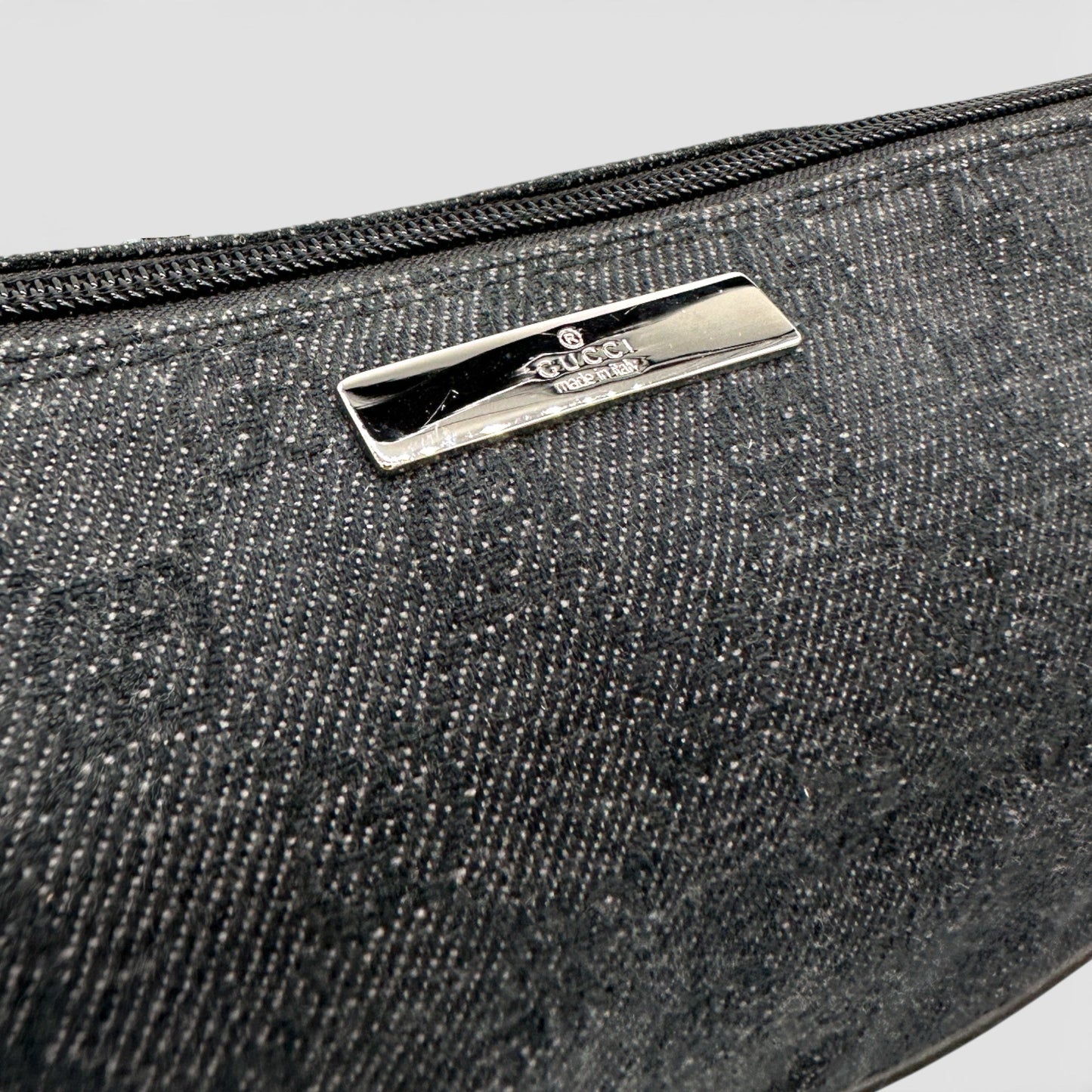 Gucci Boat Pochette 07198 Shoulder Bag - Thanks it's Vintage