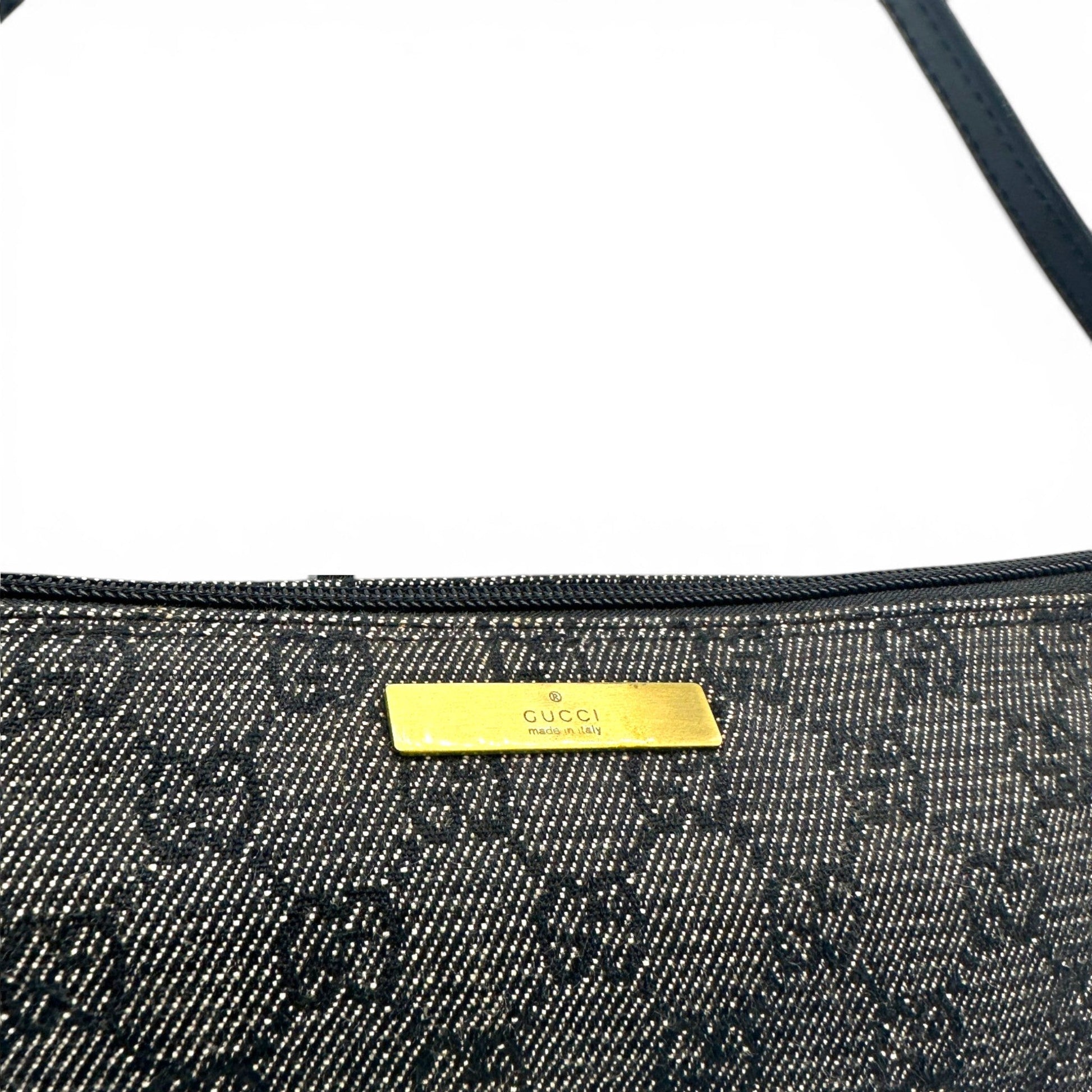 Gucci Boat Pochette 07198 Shoulder Bag - Thanks it's Vintage