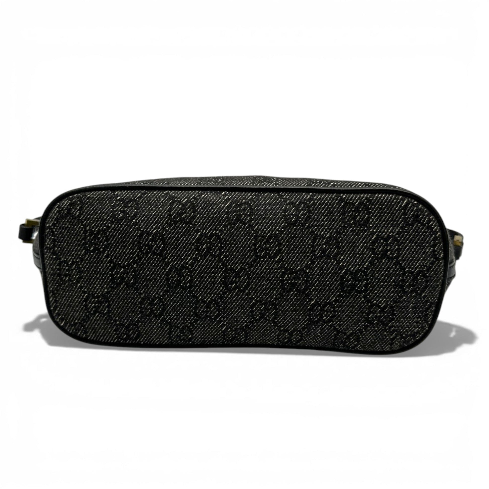 Gucci Boat Pochette 07198 Shoulder Bag - Thanks it's Vintage