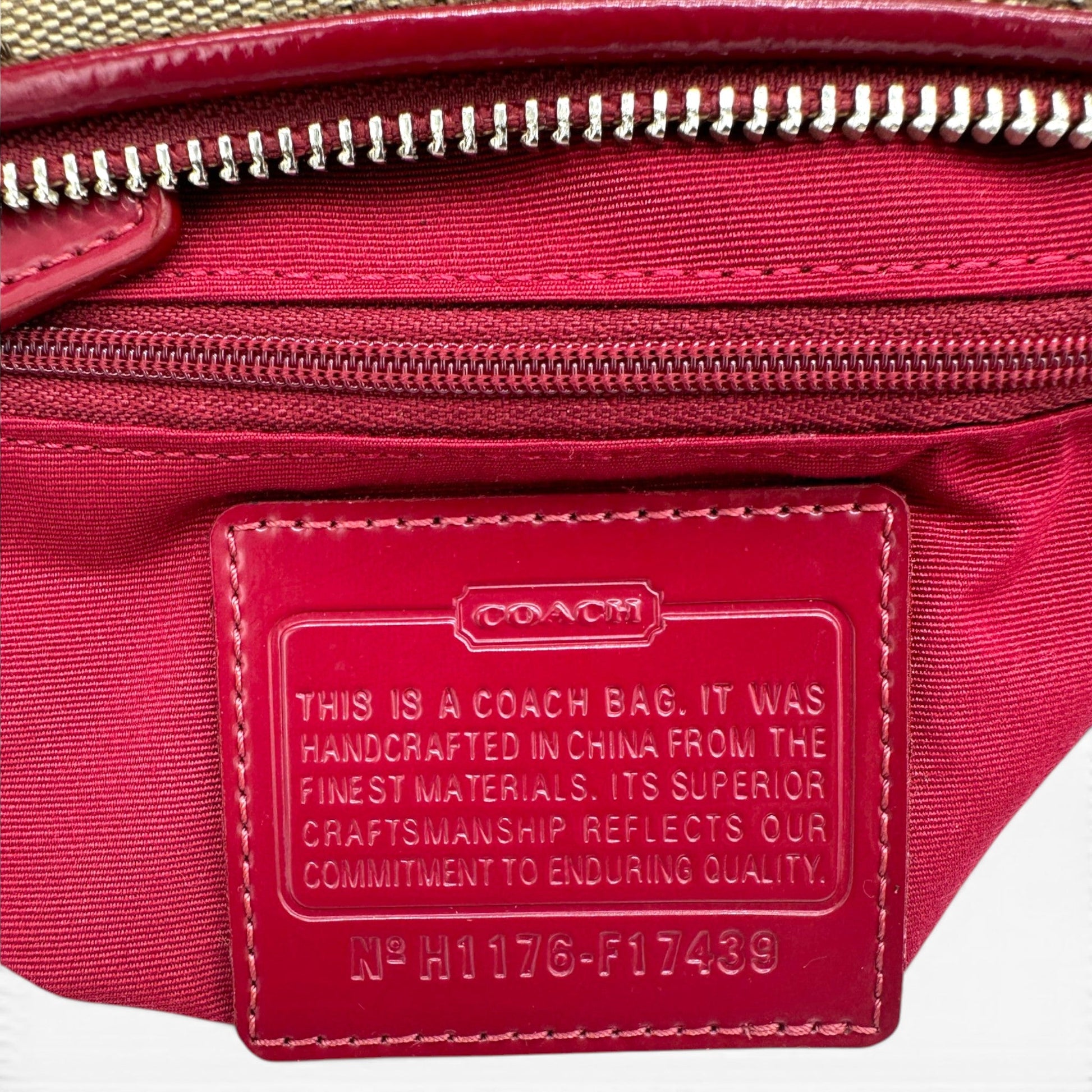 RARE Vintage Coach F17439 Shoulder Bag - Thanks it's Vintage
