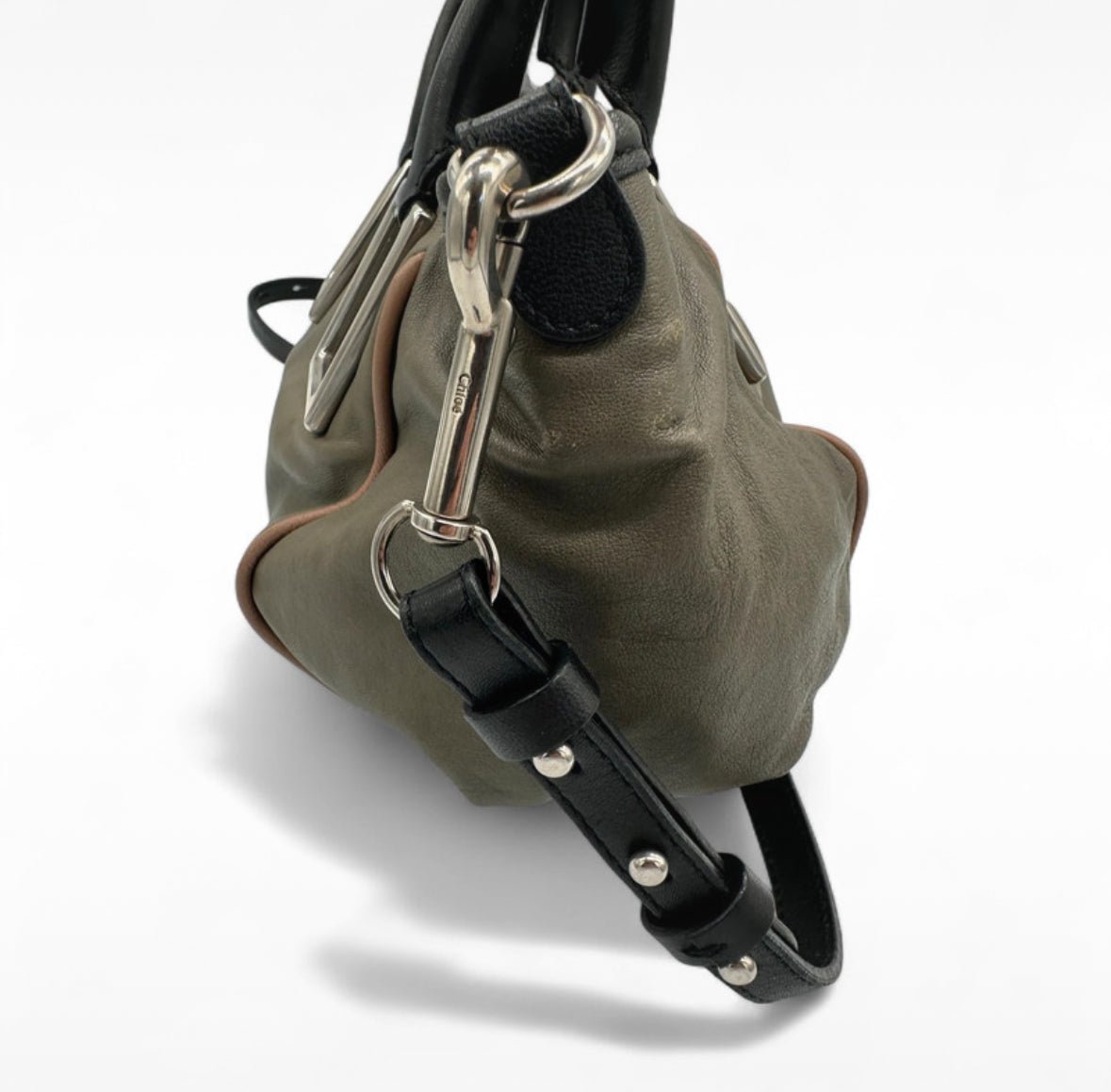 Vintage Chloé Mini Ethel Handbag. In khaki leather with gold coloured hardware - Thanks it's Vintage