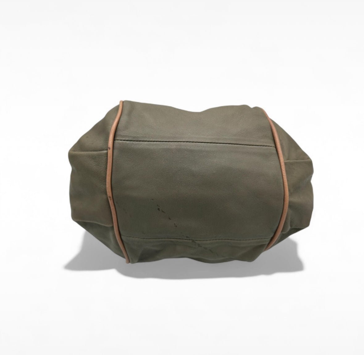 Vintage Chloé Mini Ethel Handbag. In khaki leather with gold coloured hardware - Thanks it's Vintage