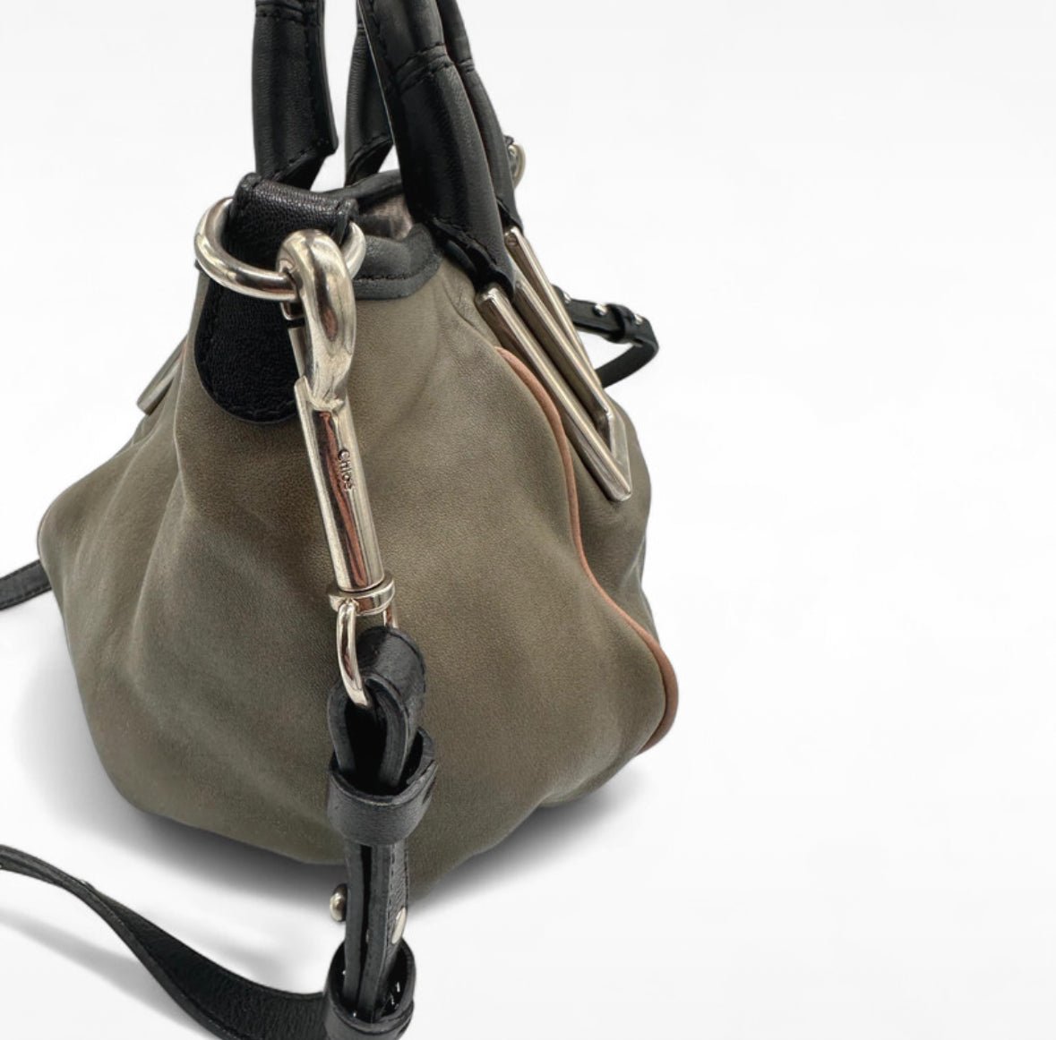 Vintage Chloé Mini Ethel Handbag. In khaki leather with gold coloured hardware - Thanks it's Vintage