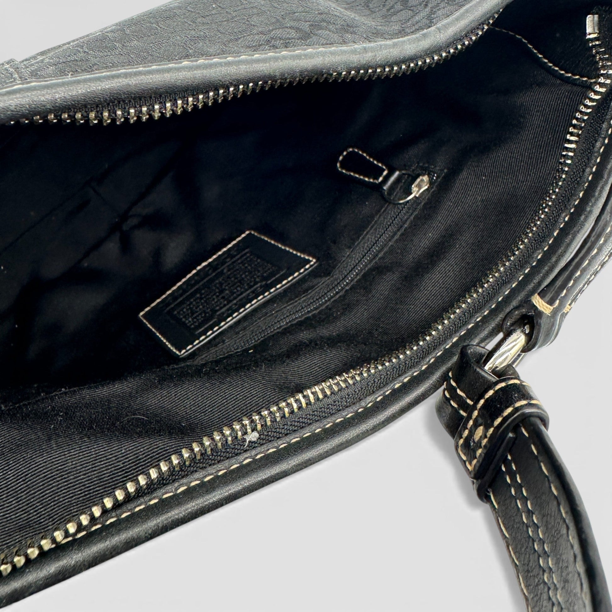 Vintage Coach 1460 Soho Hobo Bag - Thanks it's Vintage