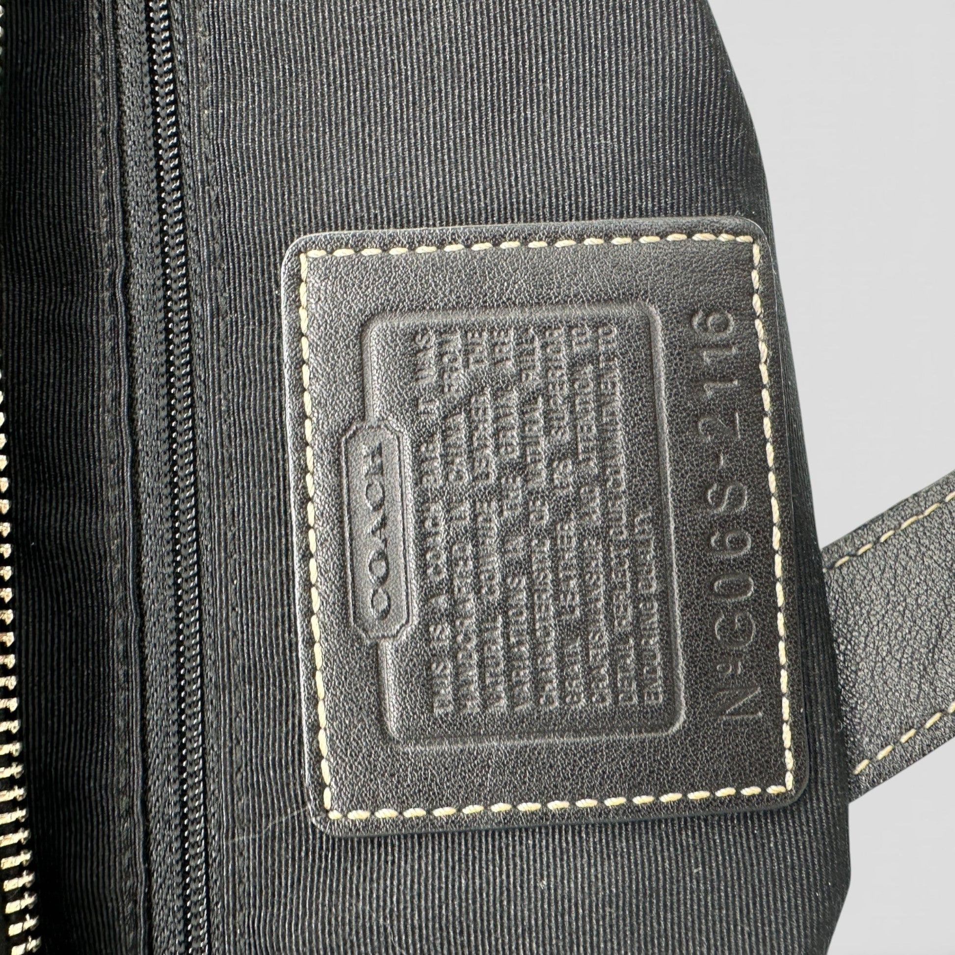 Vintage Coach 2116 Soho Tote Shoulder Bag - Thanks it's Vintage