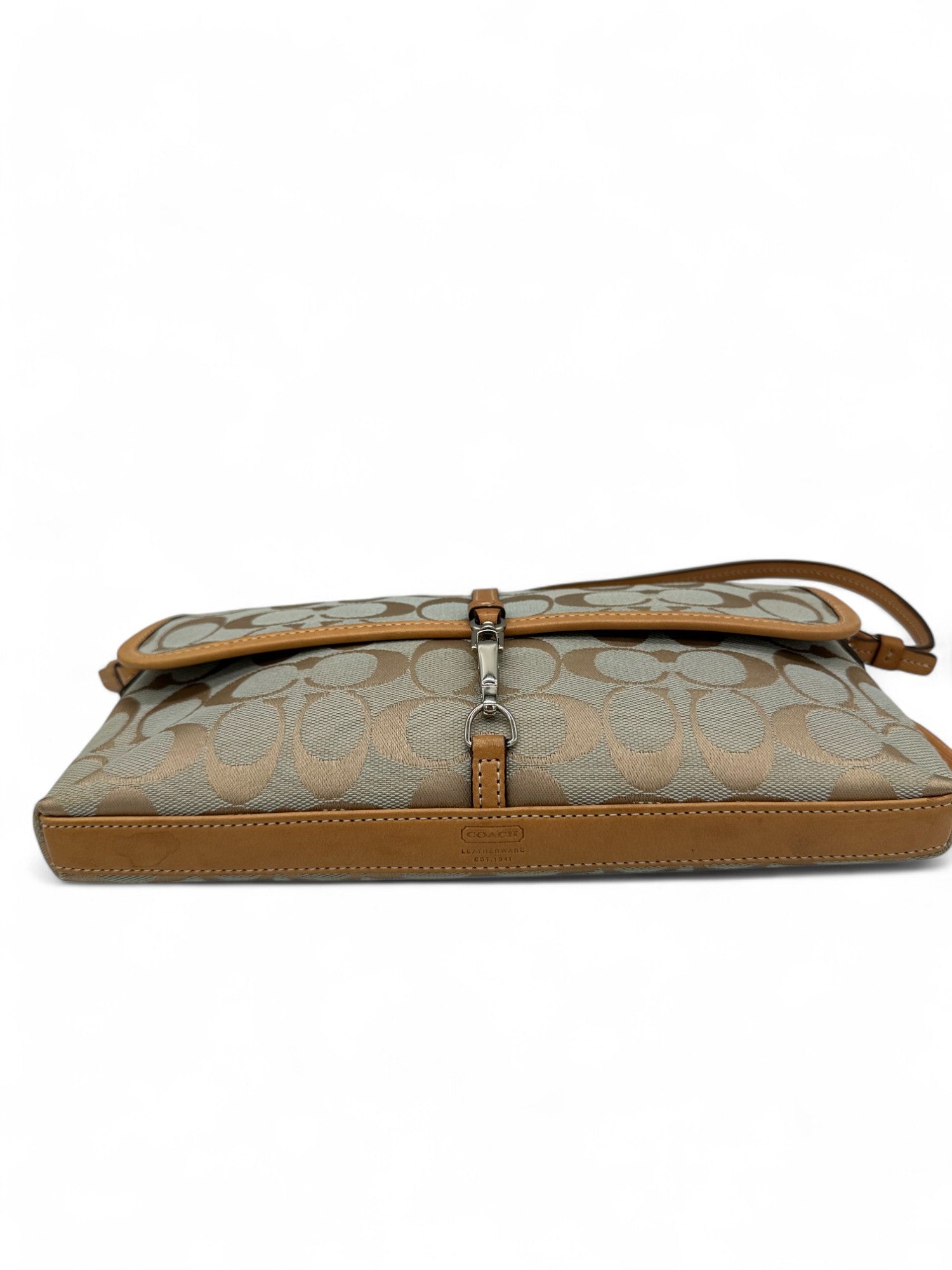 Vintage Coach 6348 Demi Hampton Clip Shoulder Bag in Baby Blue Monogram - Thanks it's Vintage