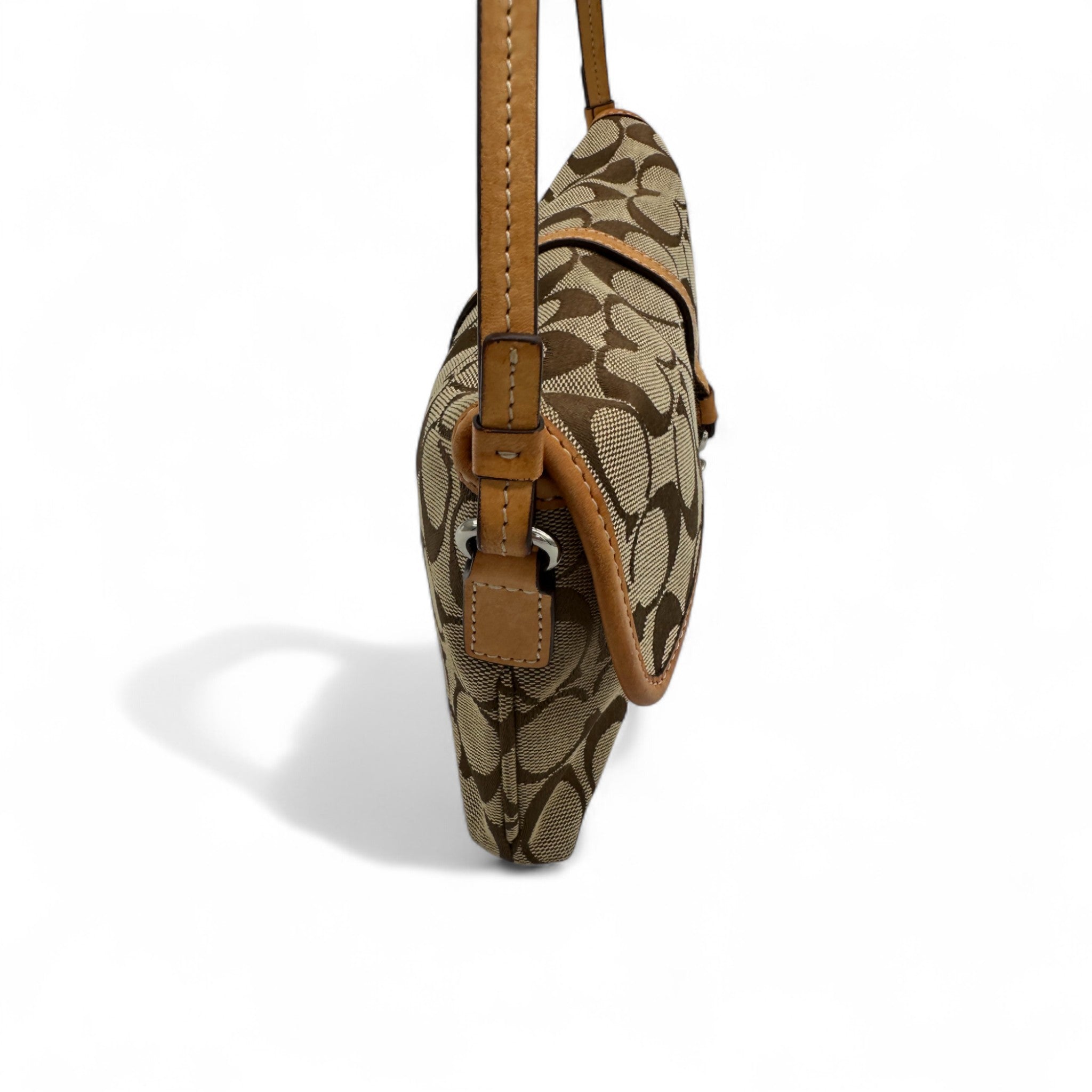 Vintage Coach 6348 Hampton Clip Shoulder Bag in Monogram with Tan