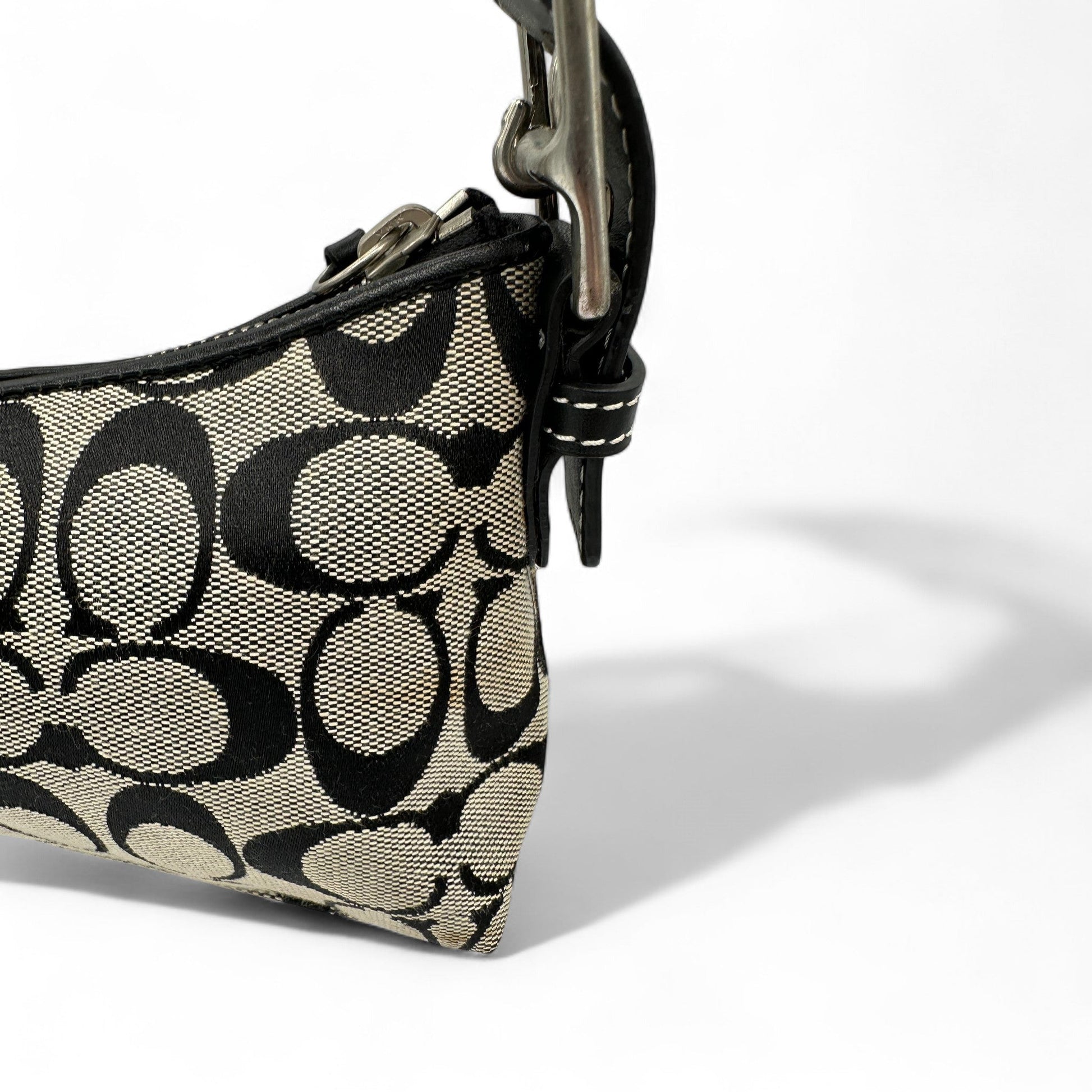 Vintage Coach 6371 East West Baguette Shoulder Bag - Thanks it's Vintage