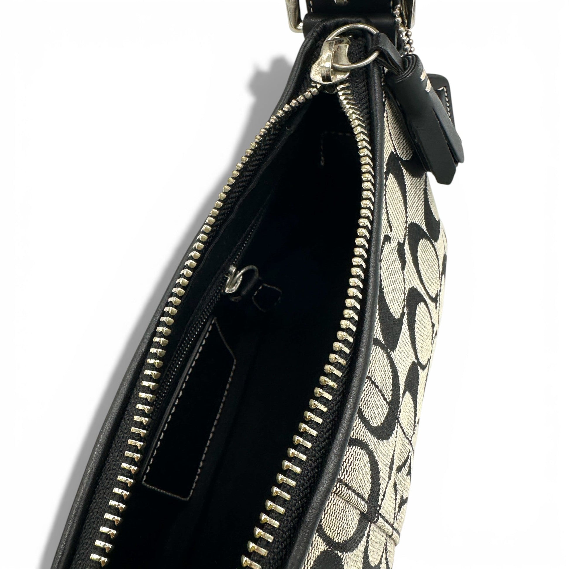 Vintage Coach 6371 East West Baguette Shoulder Bag - Thanks it's Vintage