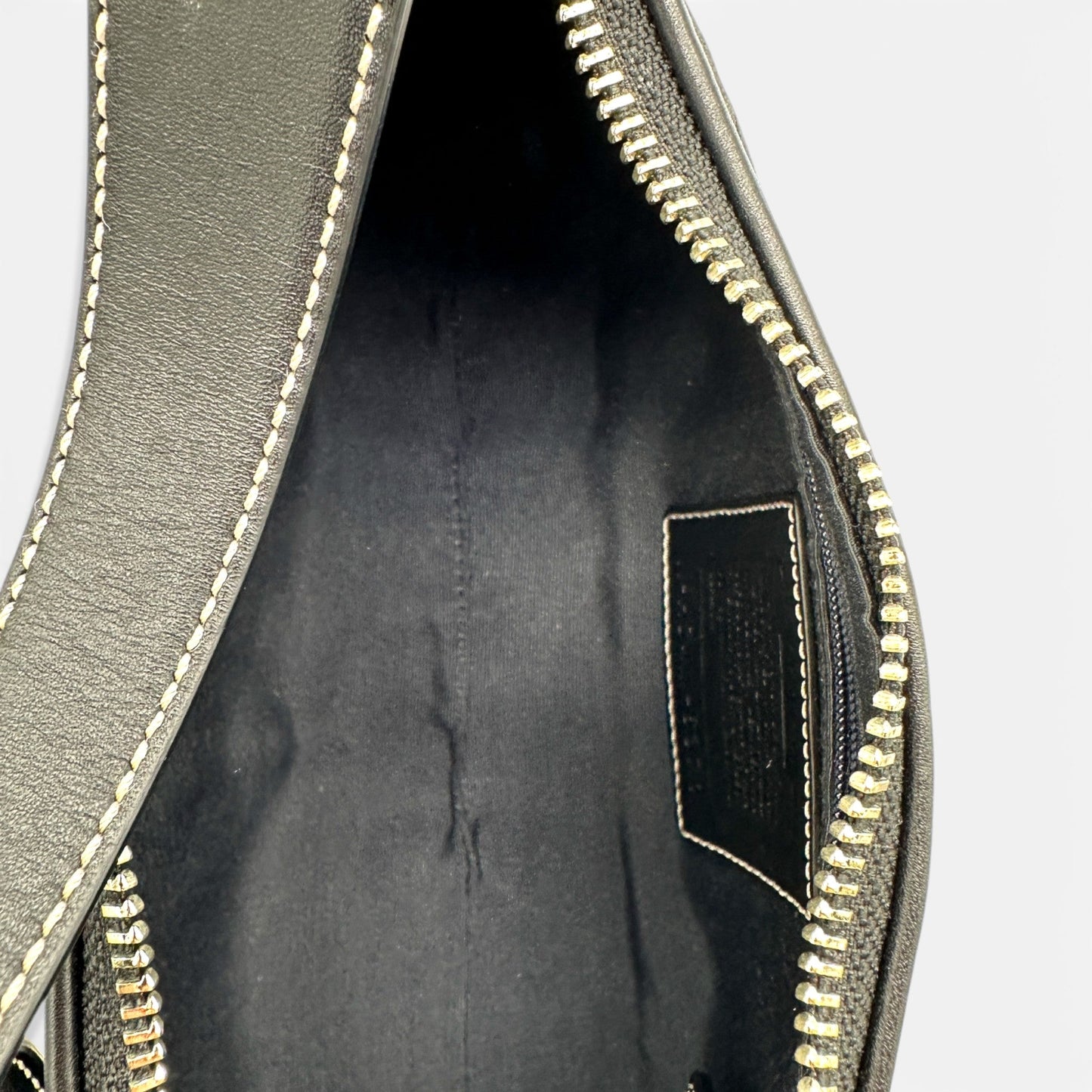 Vintage Coach 6371 East West Baguette Shoulder Bag - Thanks it's Vintage