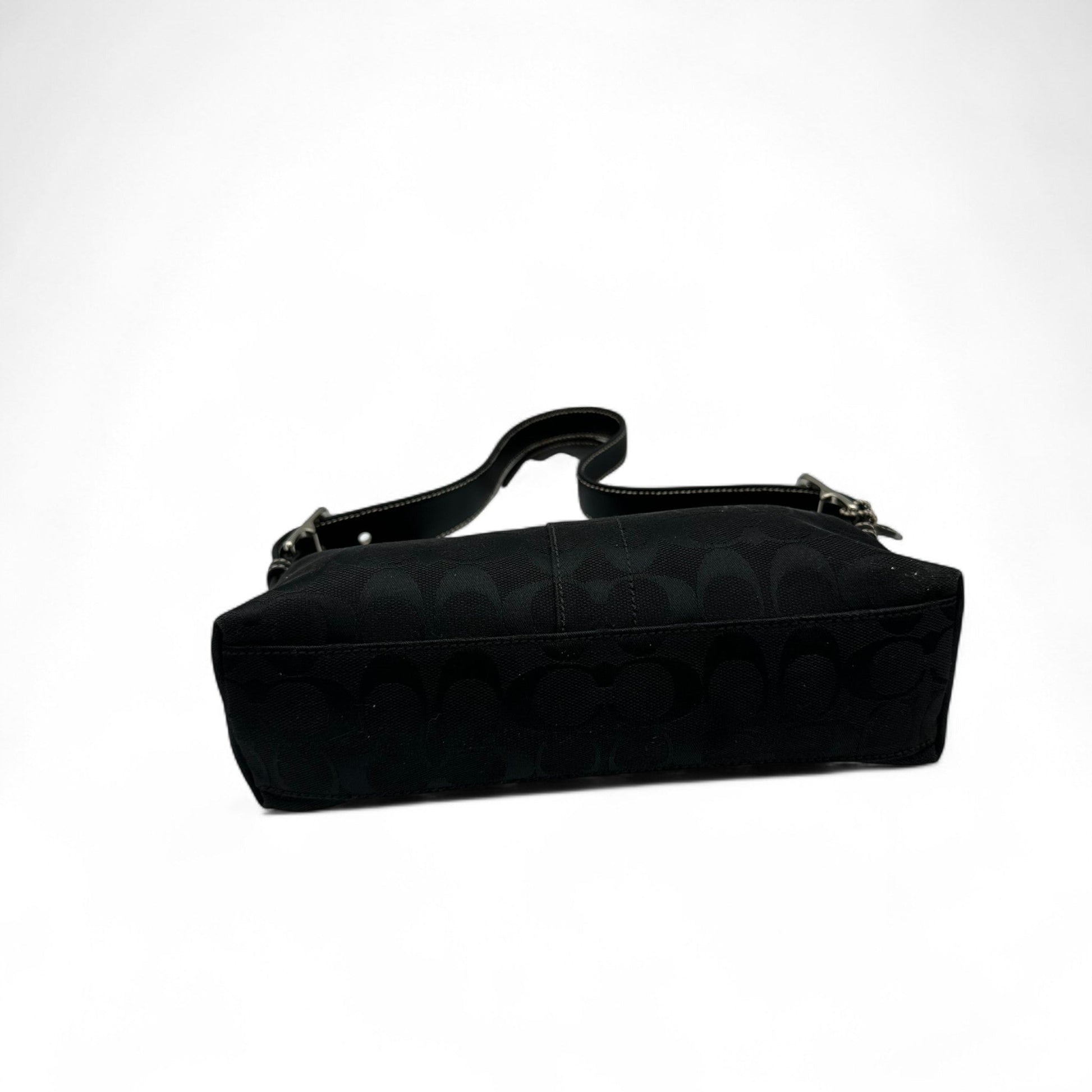 Vintage Coach 6371 East West Baguette Shoulder Bag - Thanks it's Vintage