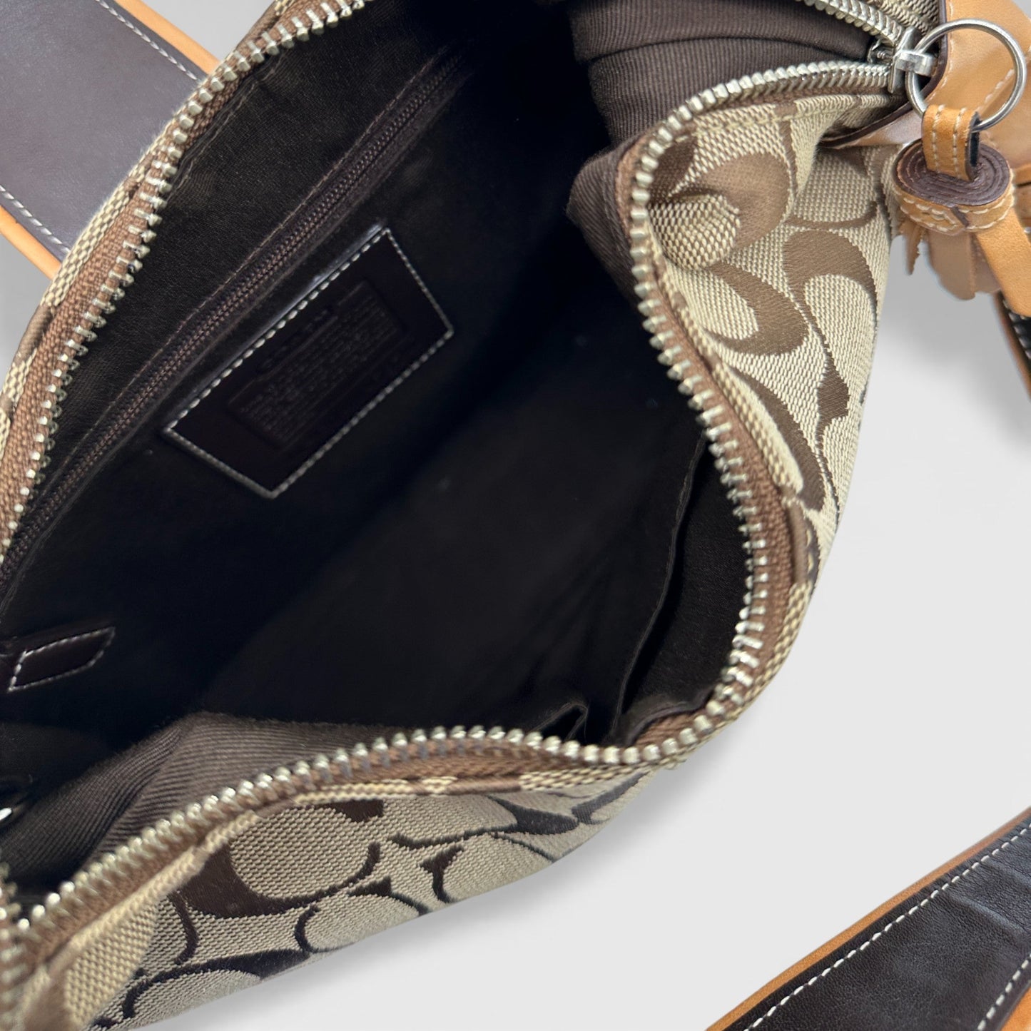 Vintage Coach 6824 Soho Shoulder Bag - Thanks it's Vintage