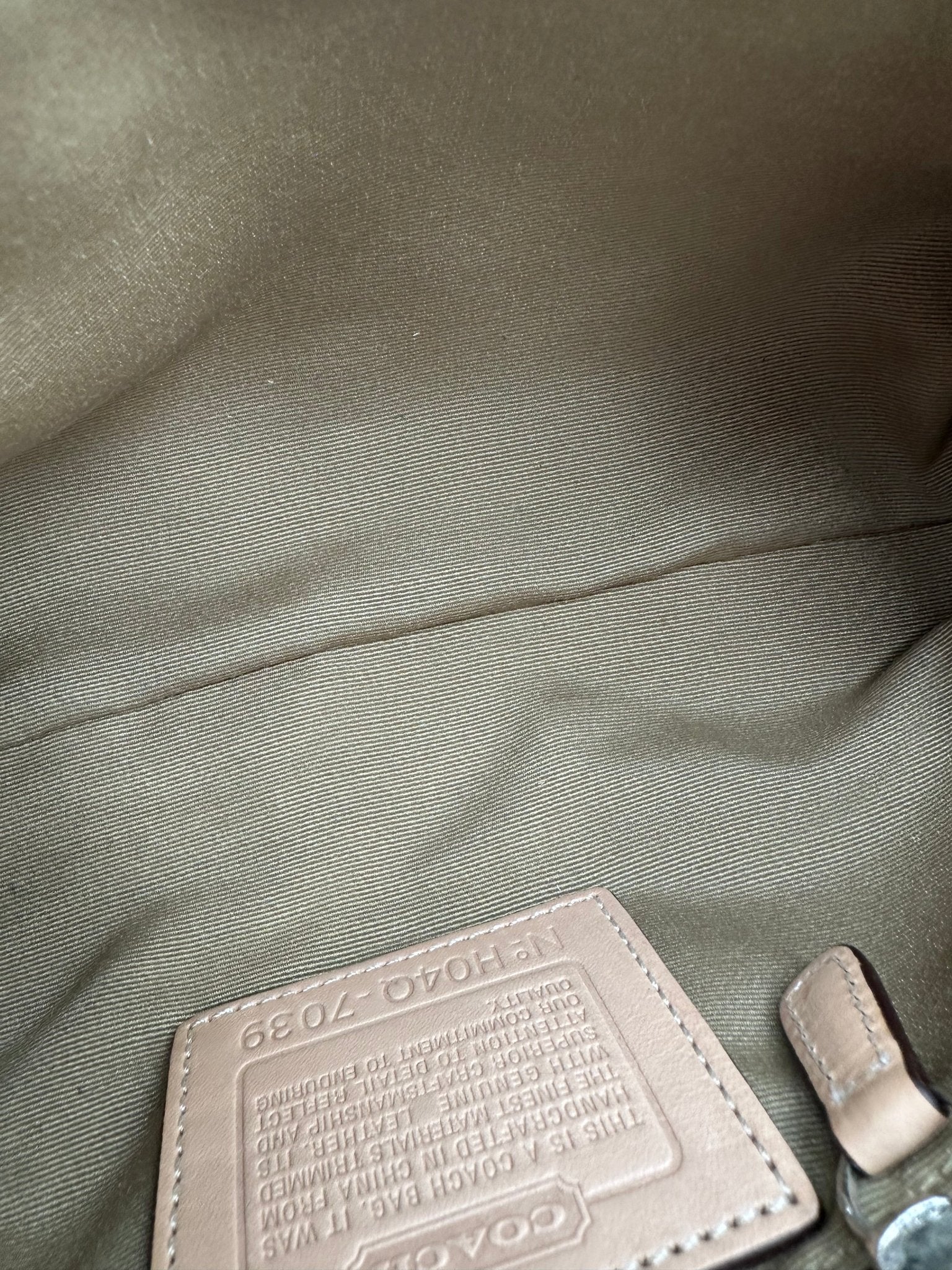 Vintage Coach 7039 East West Baguette Shoulder Bag - Thanks it's Vintage