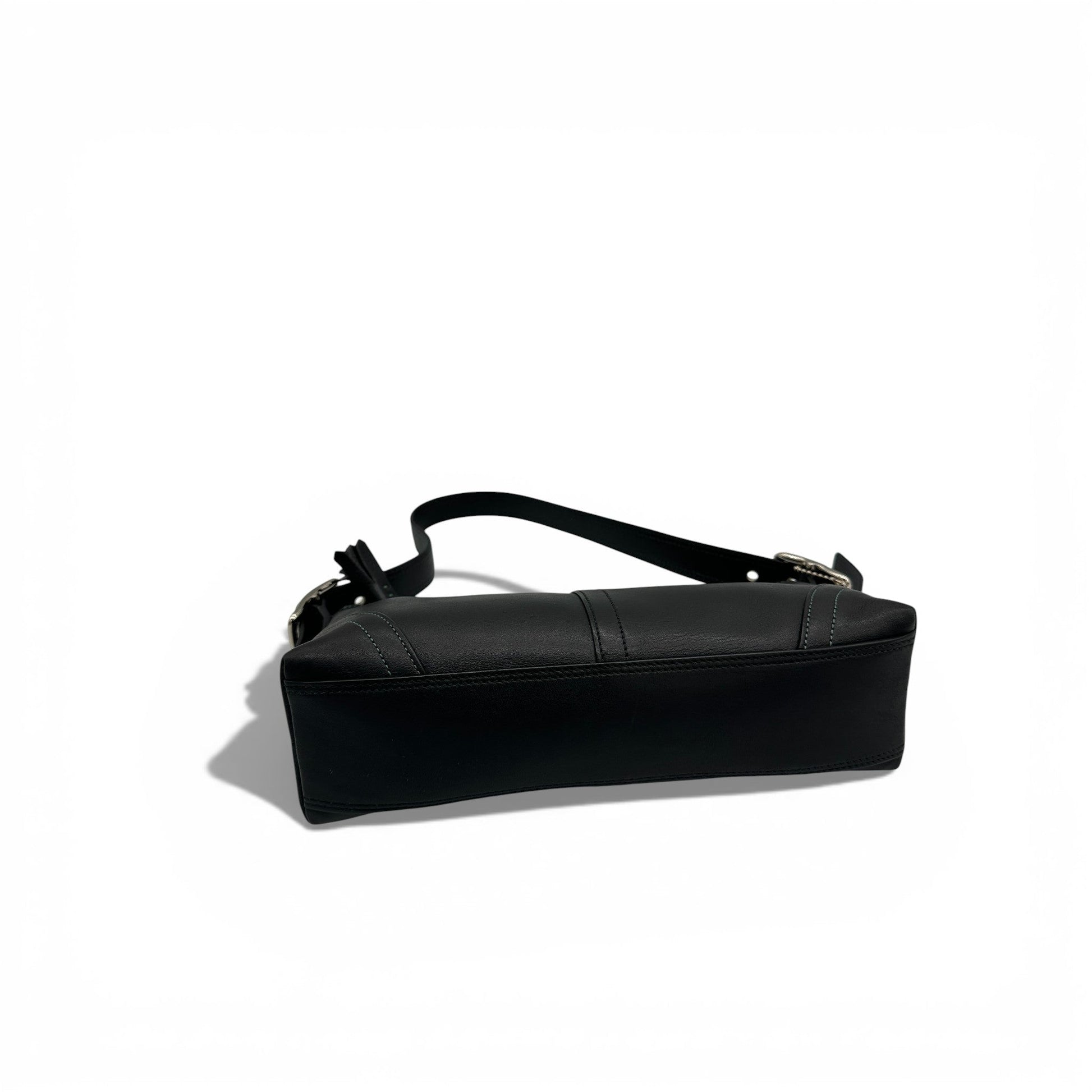 Vintage Coach 8A64 Baguette Shoulder Bag - Thanks it's Vintage