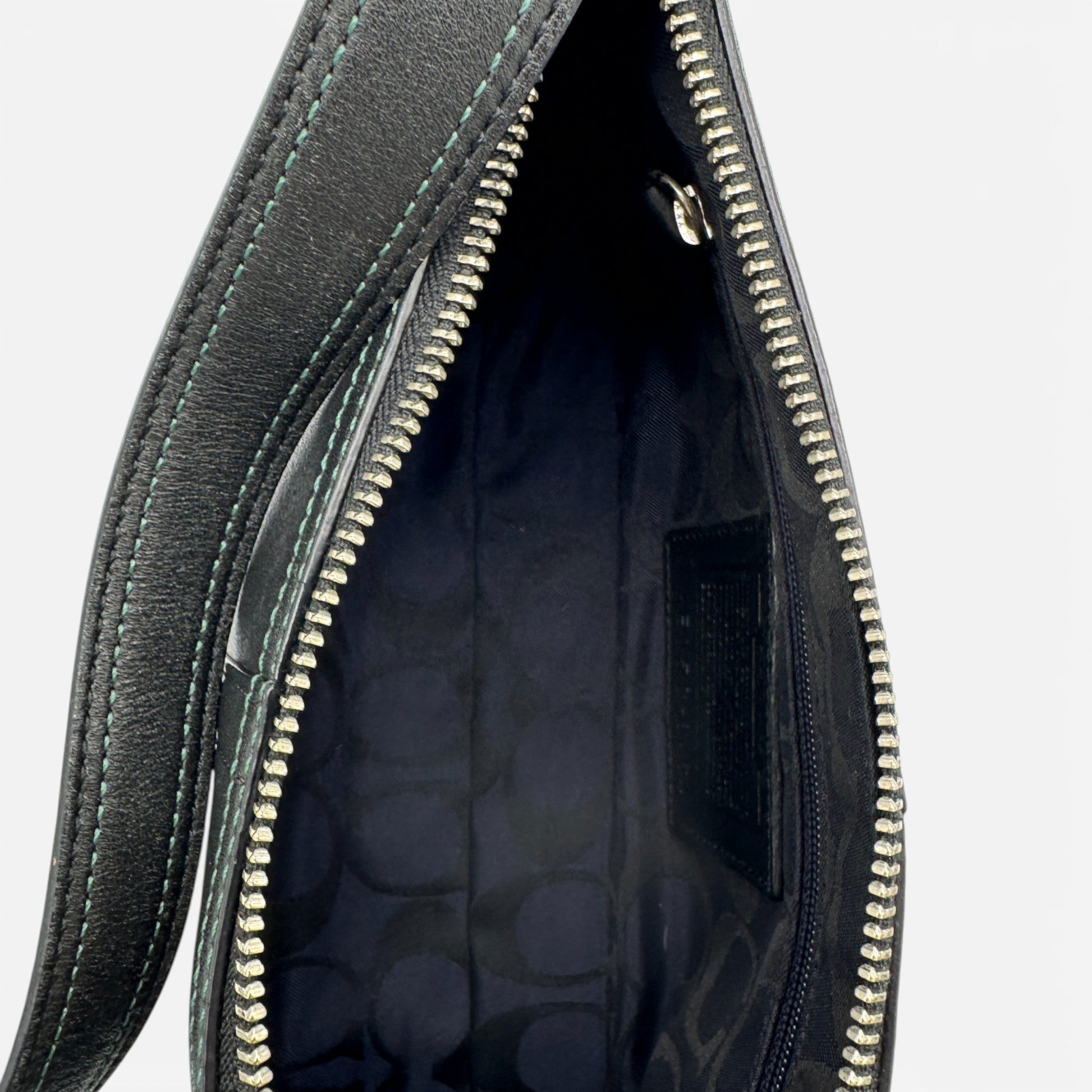 Vintage Coach 8A64 Baguette Shoulder Bag - Thanks it's Vintage