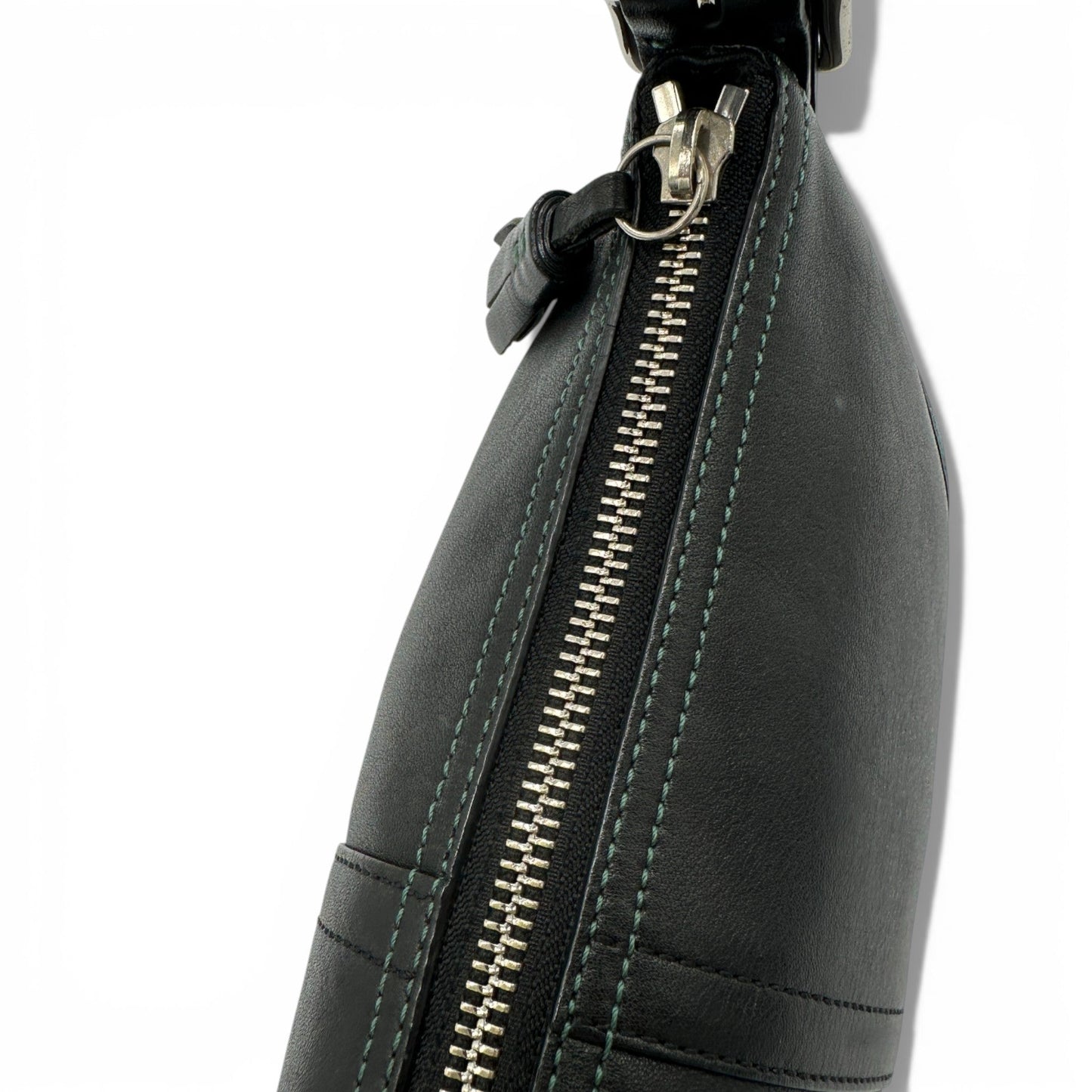 Vintage Coach 8A64 Baguette Shoulder Bag - Thanks it's Vintage