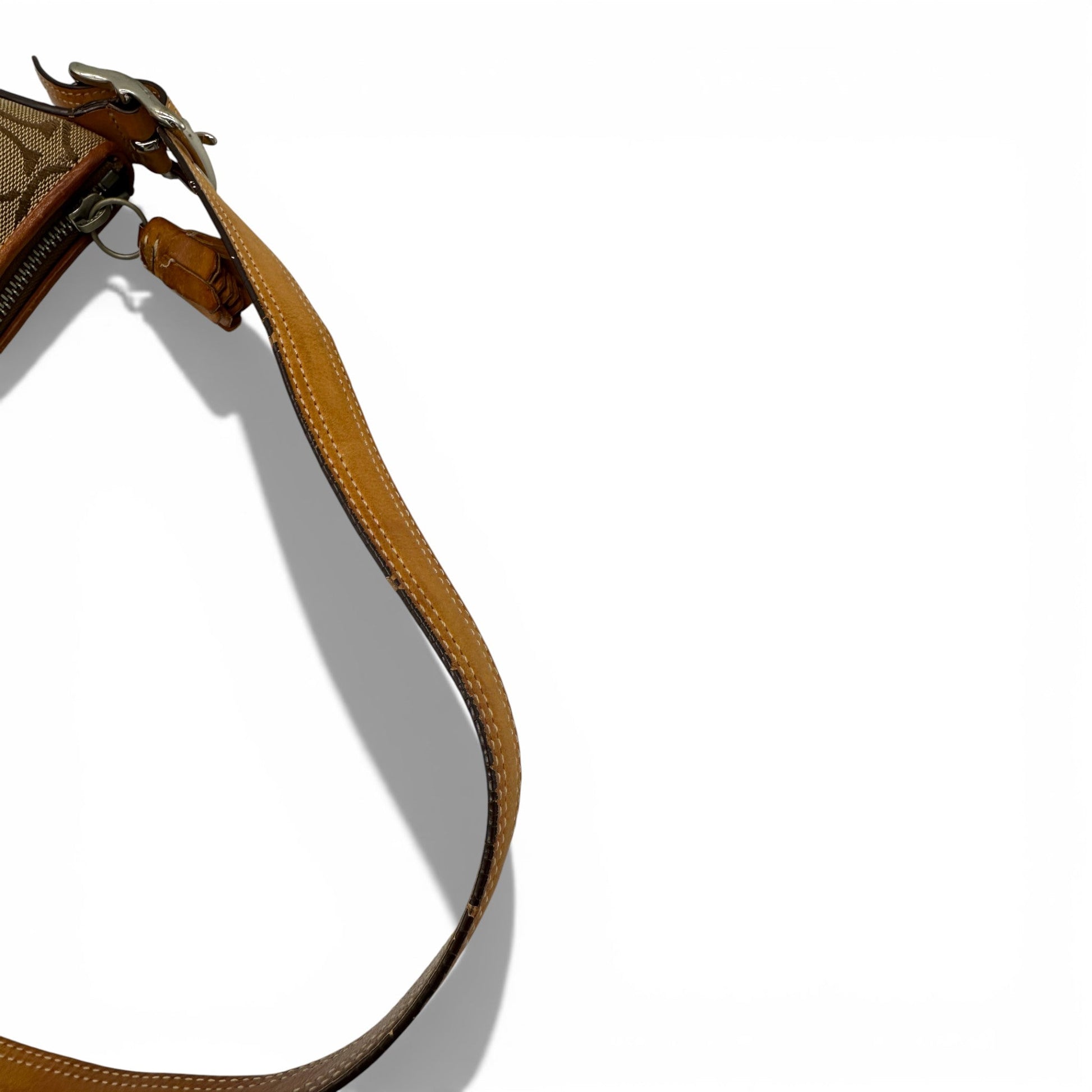 Vintage Coach 8K01 Baguette Shoulder Bag - Thanks it's Vintage