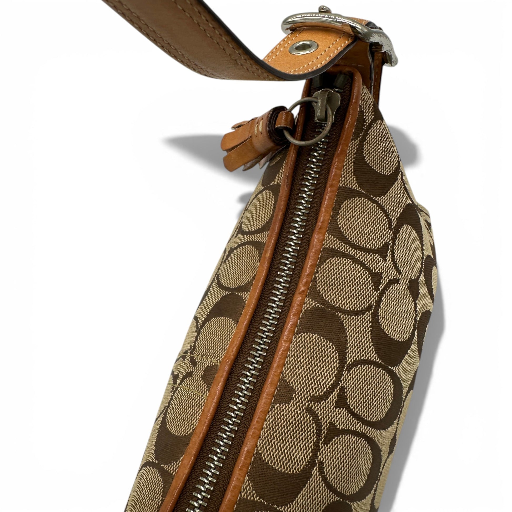 Vintage Coach 8K01 Baguette Shoulder Bag - Thanks it's Vintage