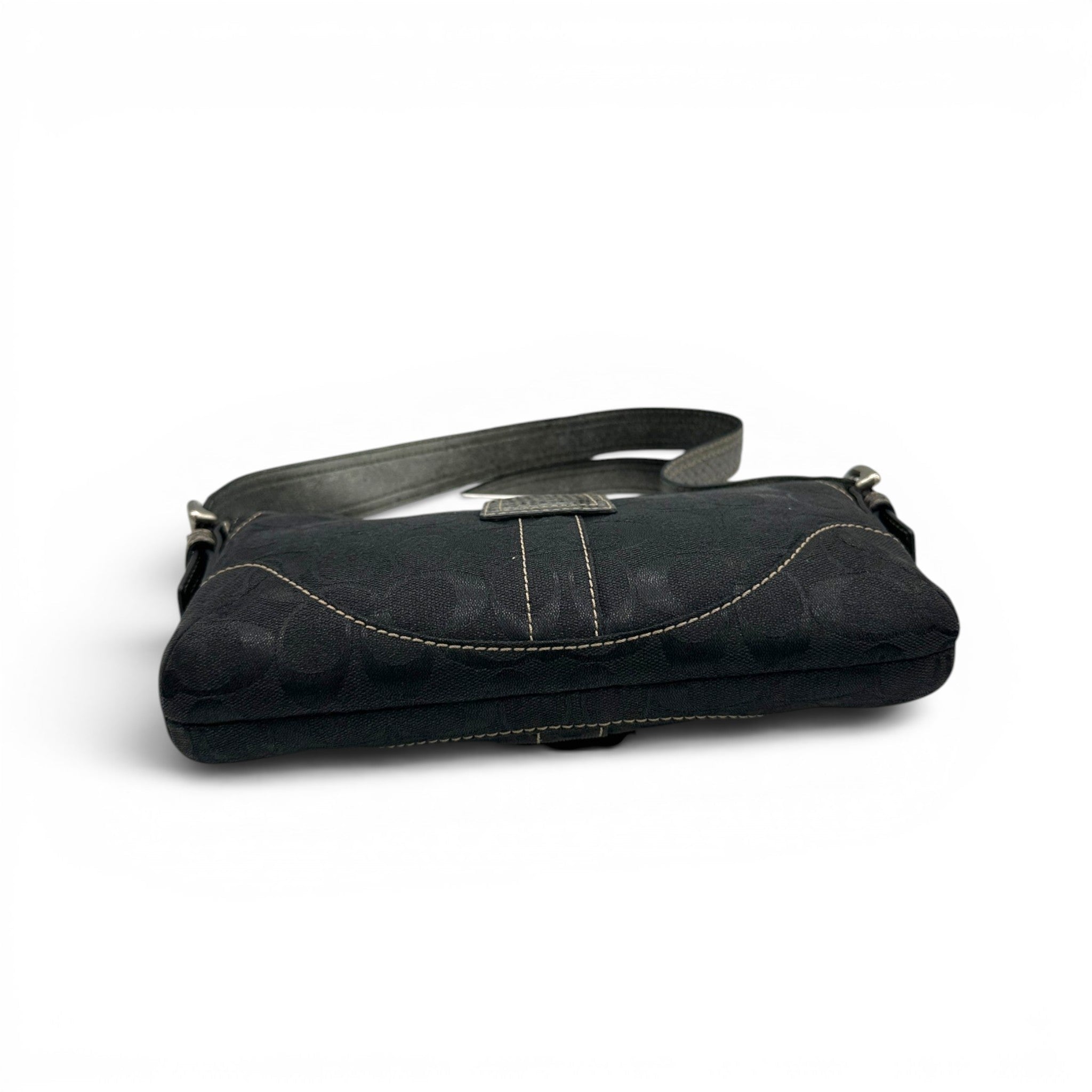 Vintage Coach 8K38 Soho Schultertasche mit Schnalle (Y2K) und