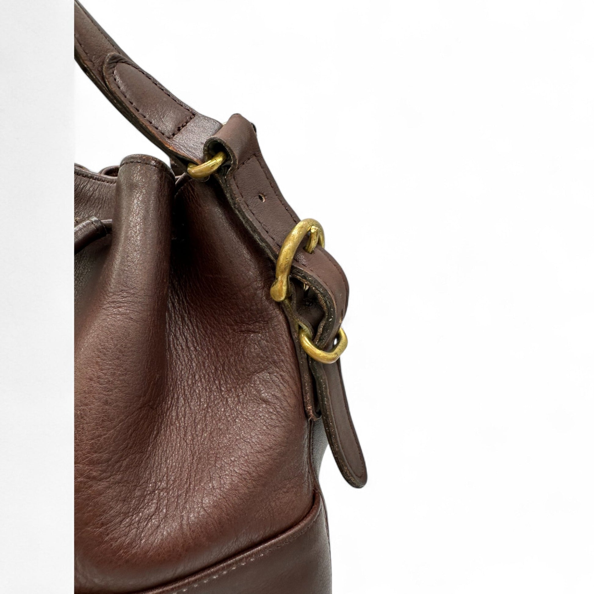 Vintage Coach 9804 Bucket Bag in brown leather with drawstring closure and gold coloured brass - Thanks it's Vintage