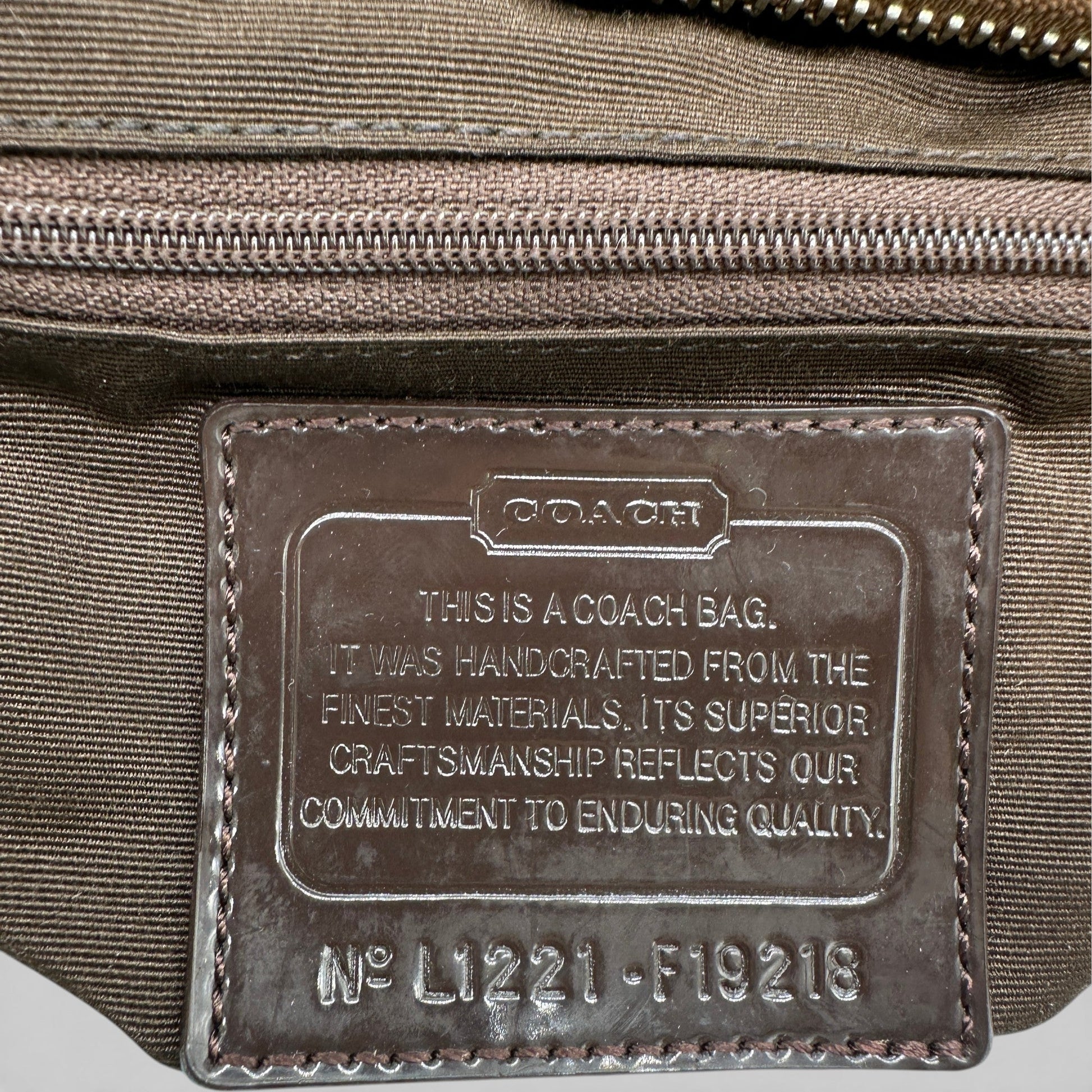 Vintage Coach F19218 Shoulder Bag - Thanks it's Vintage