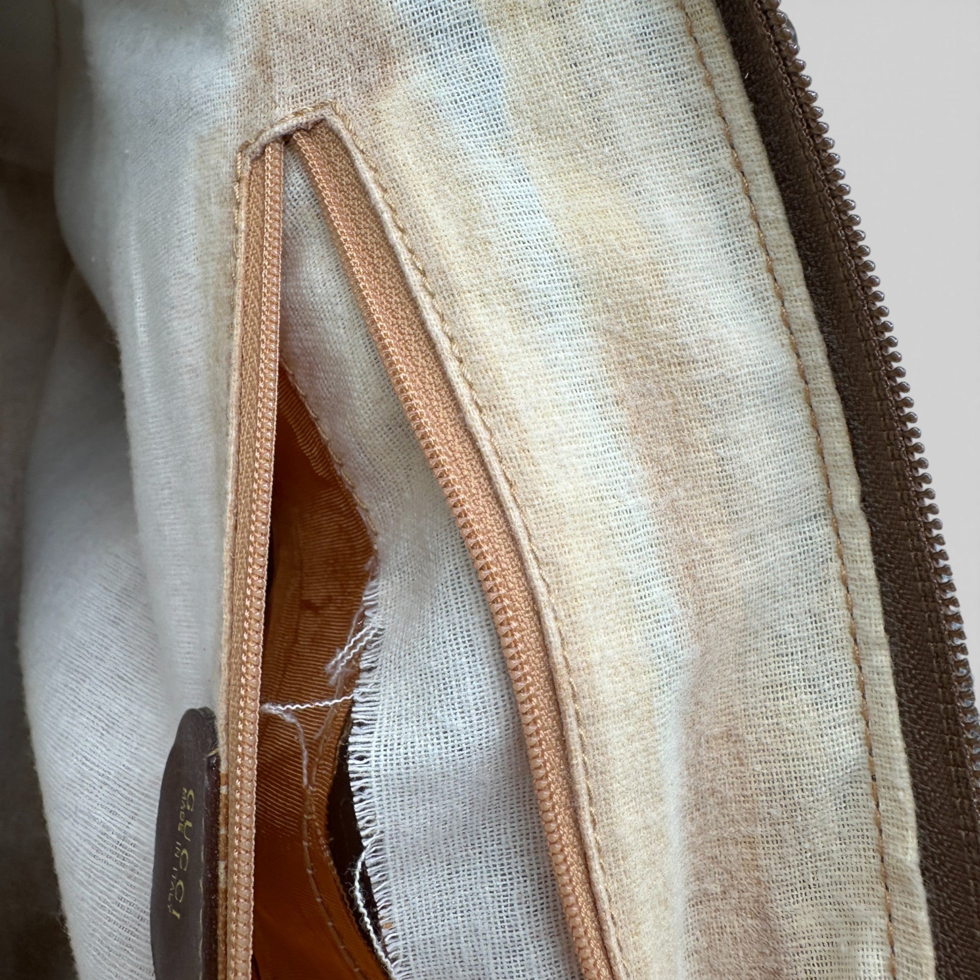 Vintage Gucci 0001186 Bamboo Handbag - Thanks it's Vintage