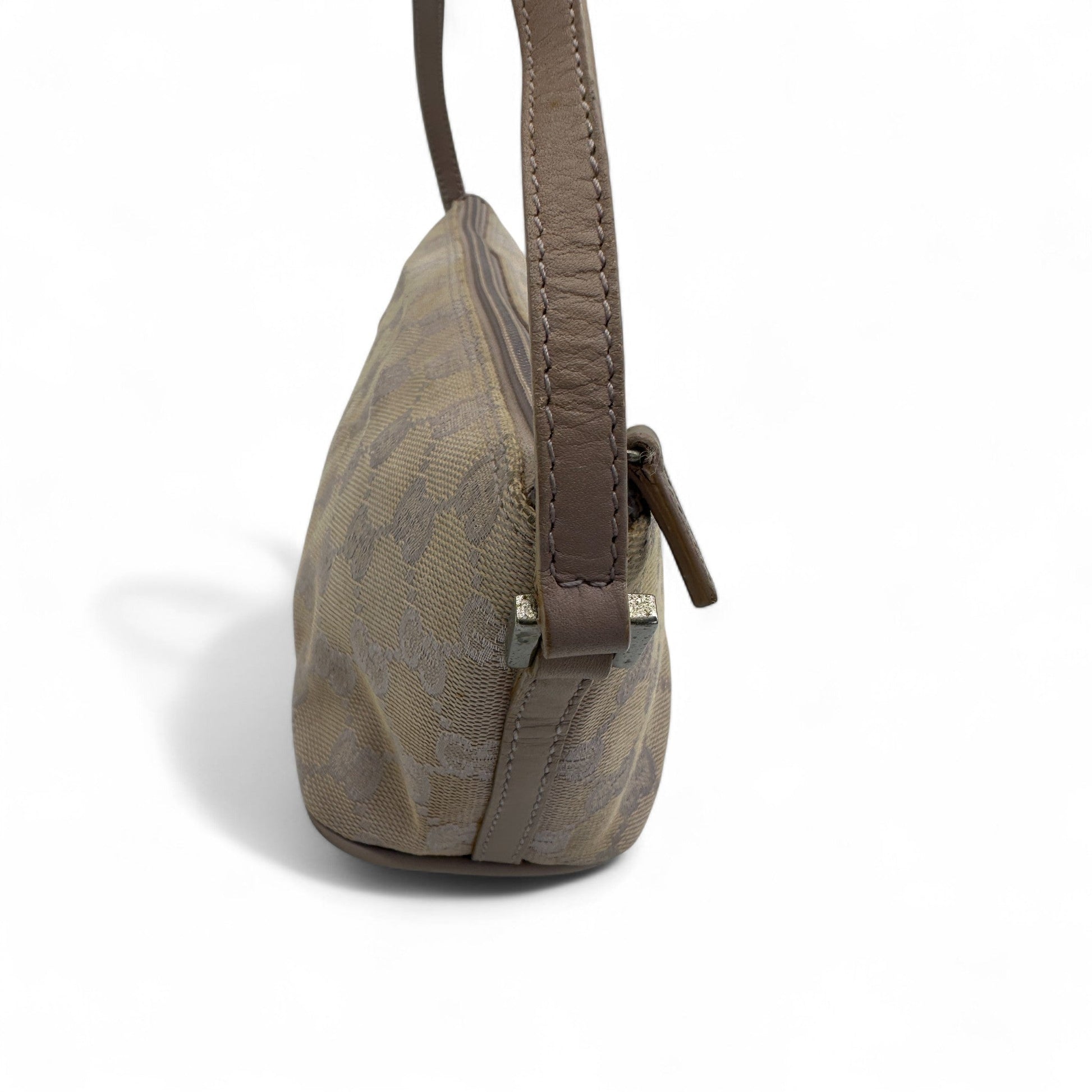 Vintage Gucci 07198 Boat Pochette Shoulder Bag - Thanks it's Vintage