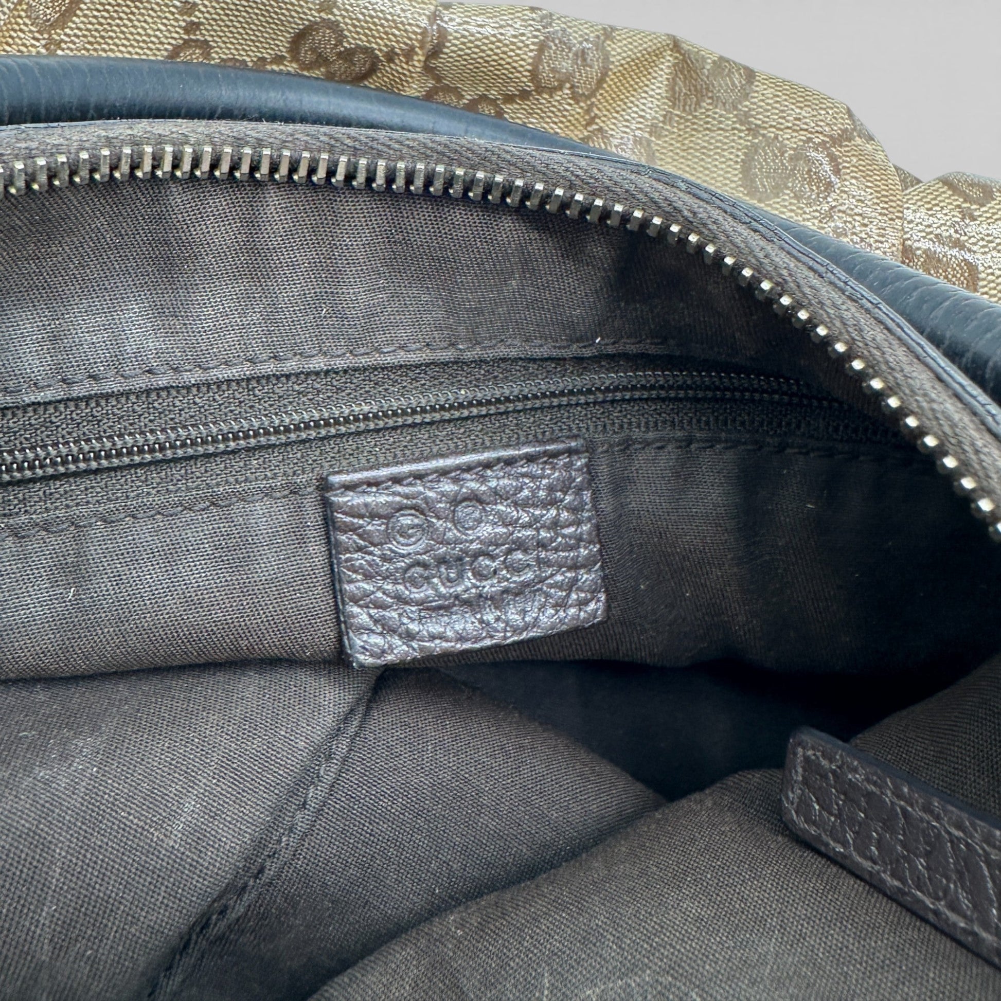 Vintage Gucci 265962 Abbey Shoulder Bag - Thanks it's Vintage