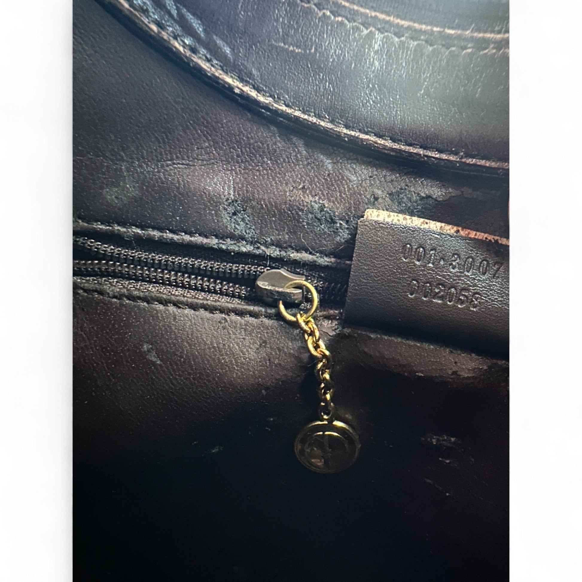 Vintage Gucci Bamboo Shoulder Bag - Thanks it's Vintage