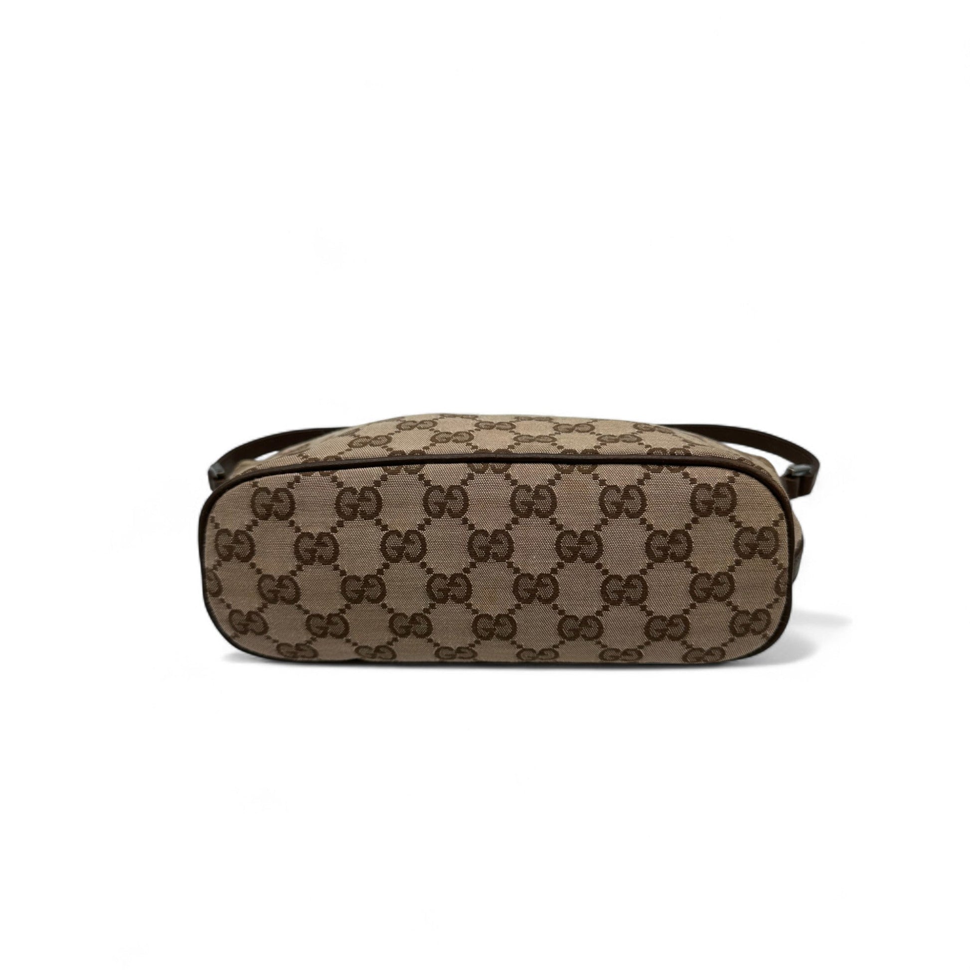 Vintage Gucci Boat Pochette Bag in GG Monogram - Thanks it's Vintage
