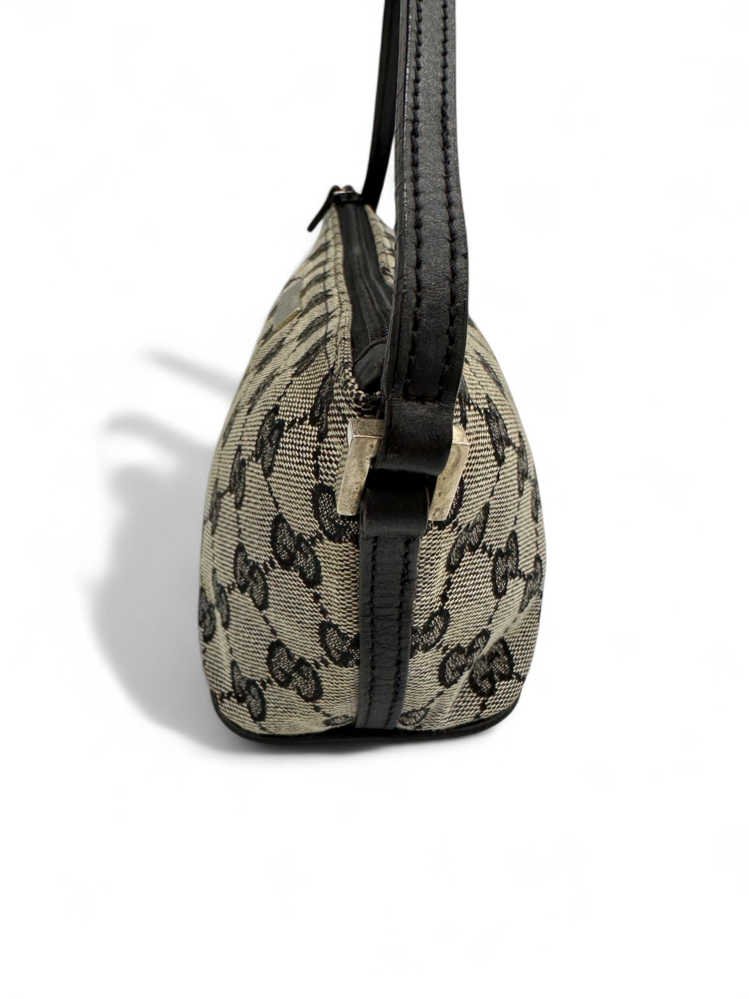 Vintage Gucci Boat Pochette Shoulder Bag - Thanks it's Vintage