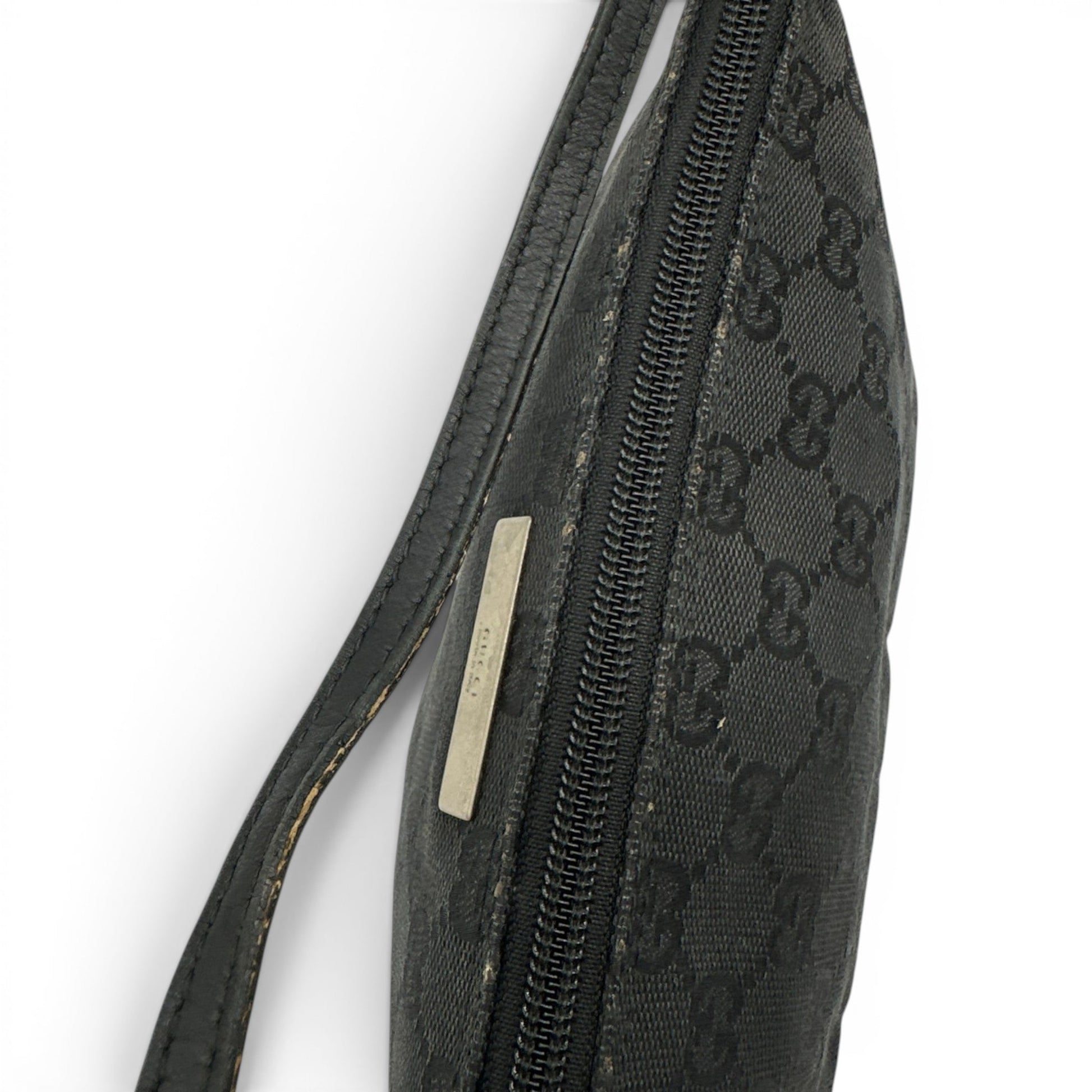 Vintage Gucci Boat Pochette Shoulder Bag - Thanks it's Vintage