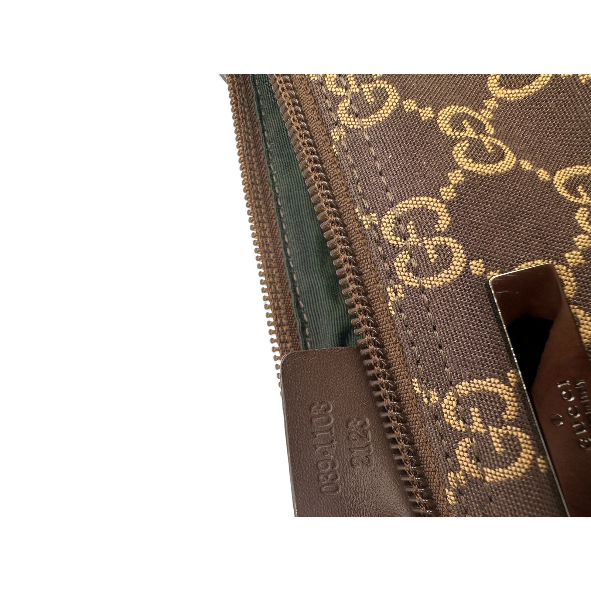 Vintage Gucci Boat Pochette Shoulder Bag - Thanks it's Vintage