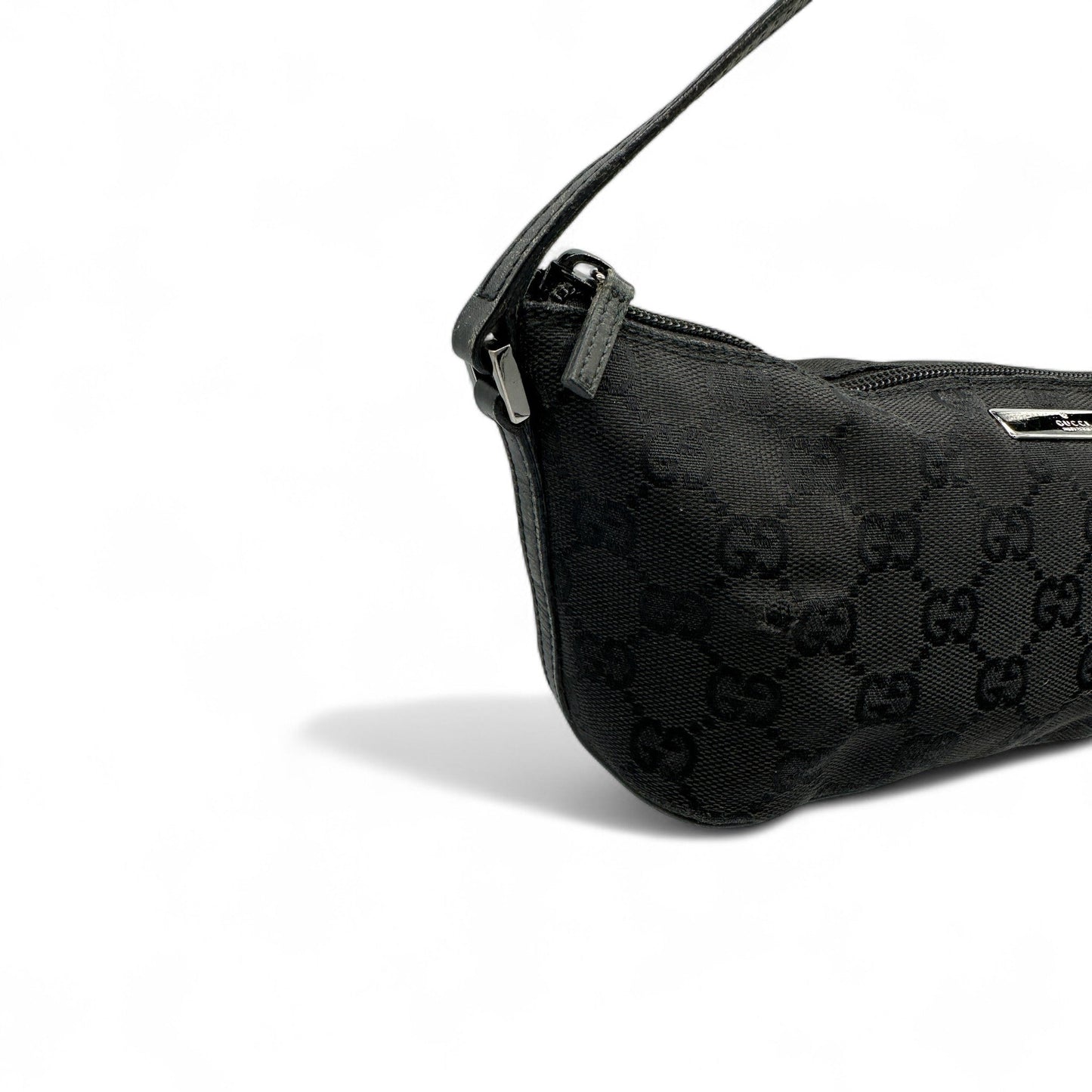 Vintage Gucci Boat Pochette Shoulder Bag in Black GG Monogram - Thanks it's Vintage