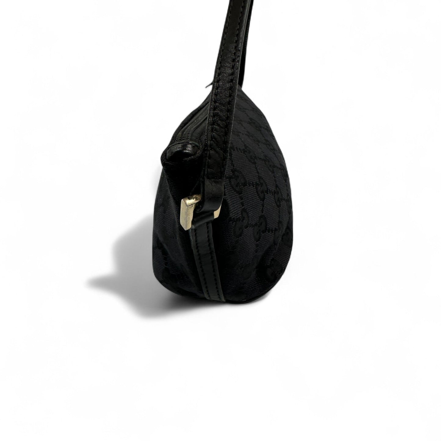 Vintage Gucci Boat Pochette Shoulder Bag in Black GG Monogram - Thanks it's Vintage