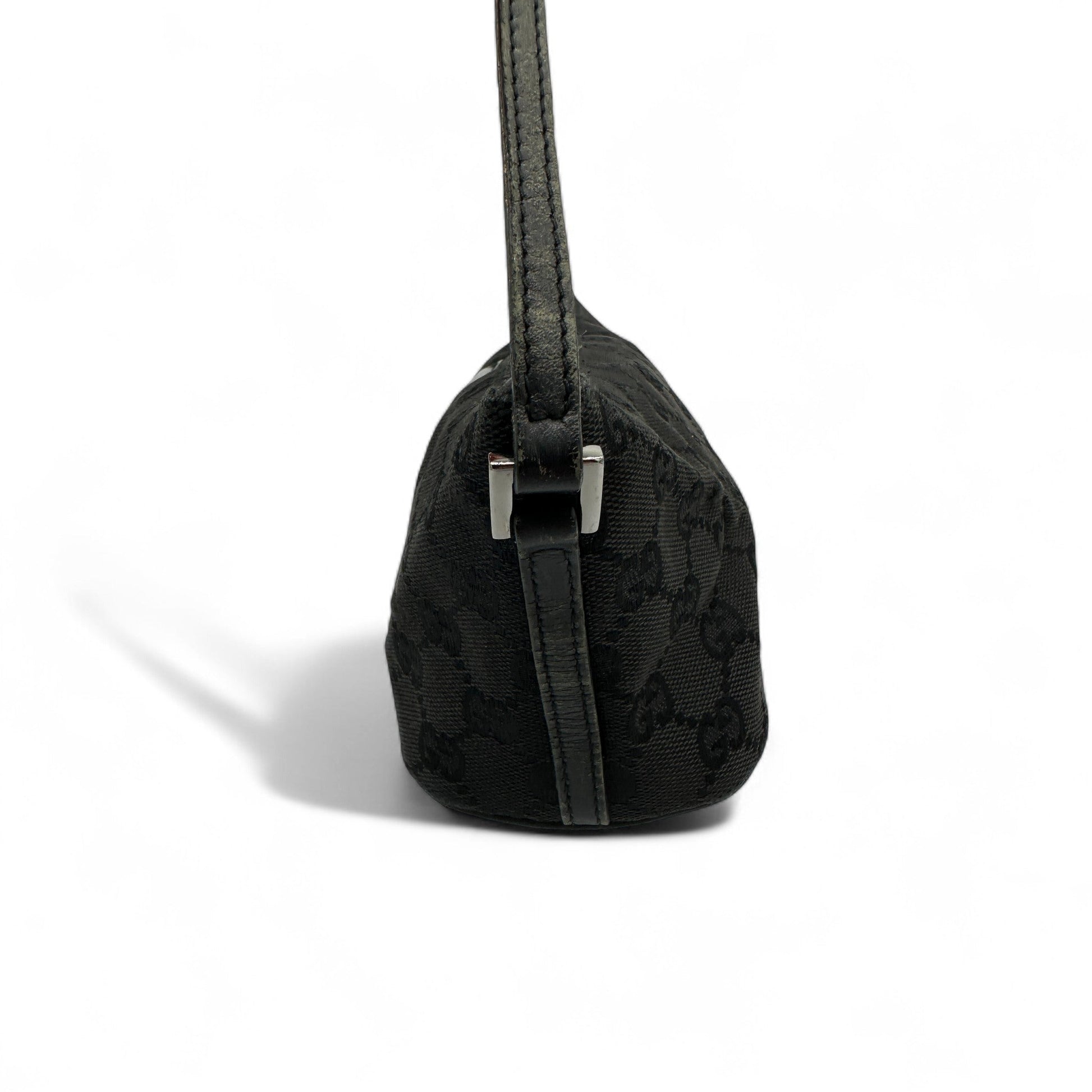 Vintage Gucci Boat Pochette Shoulder Bag in Black GG Monogram - Thanks it's Vintage