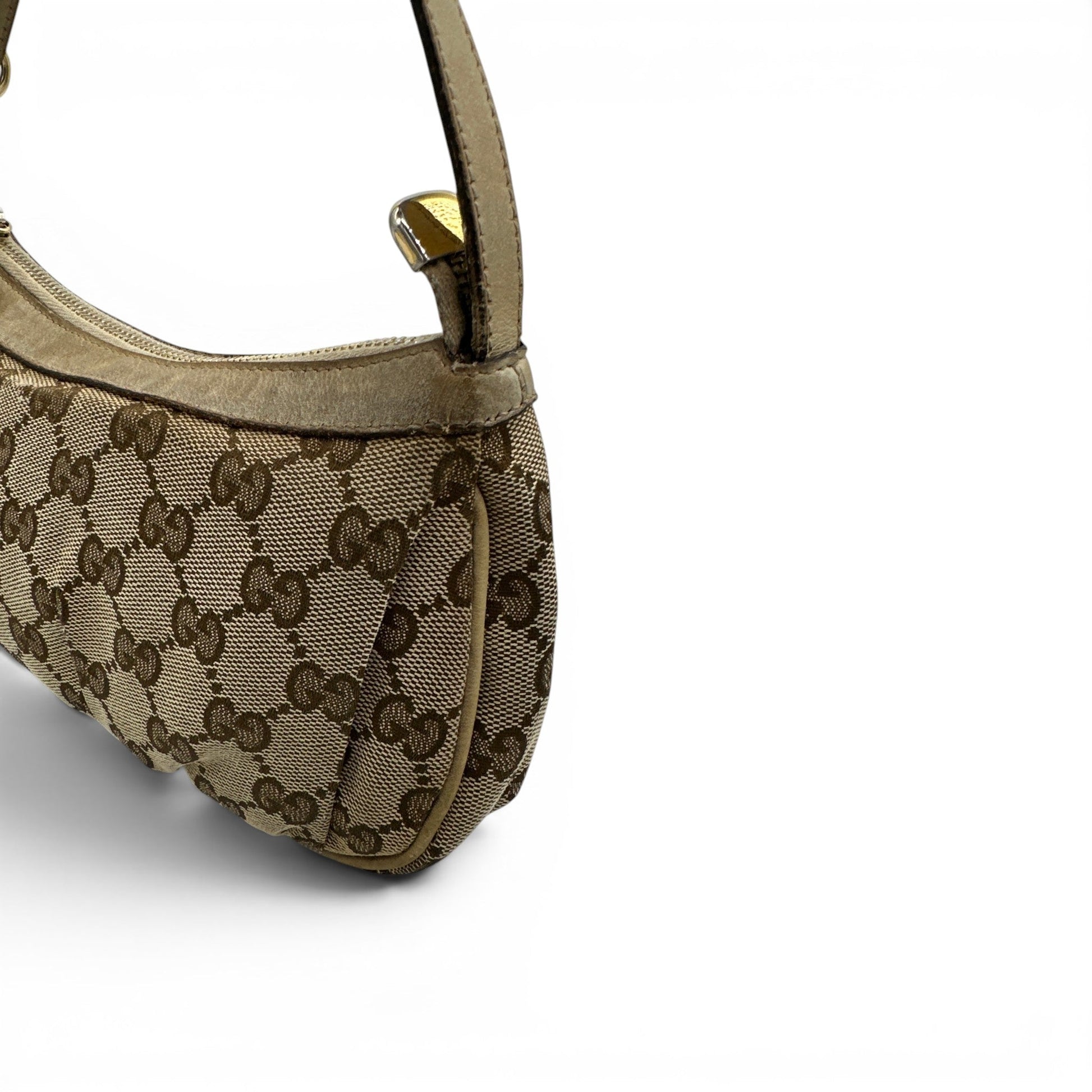Vintage Gucci GG Heart Pochette - Thanks it's Vintage