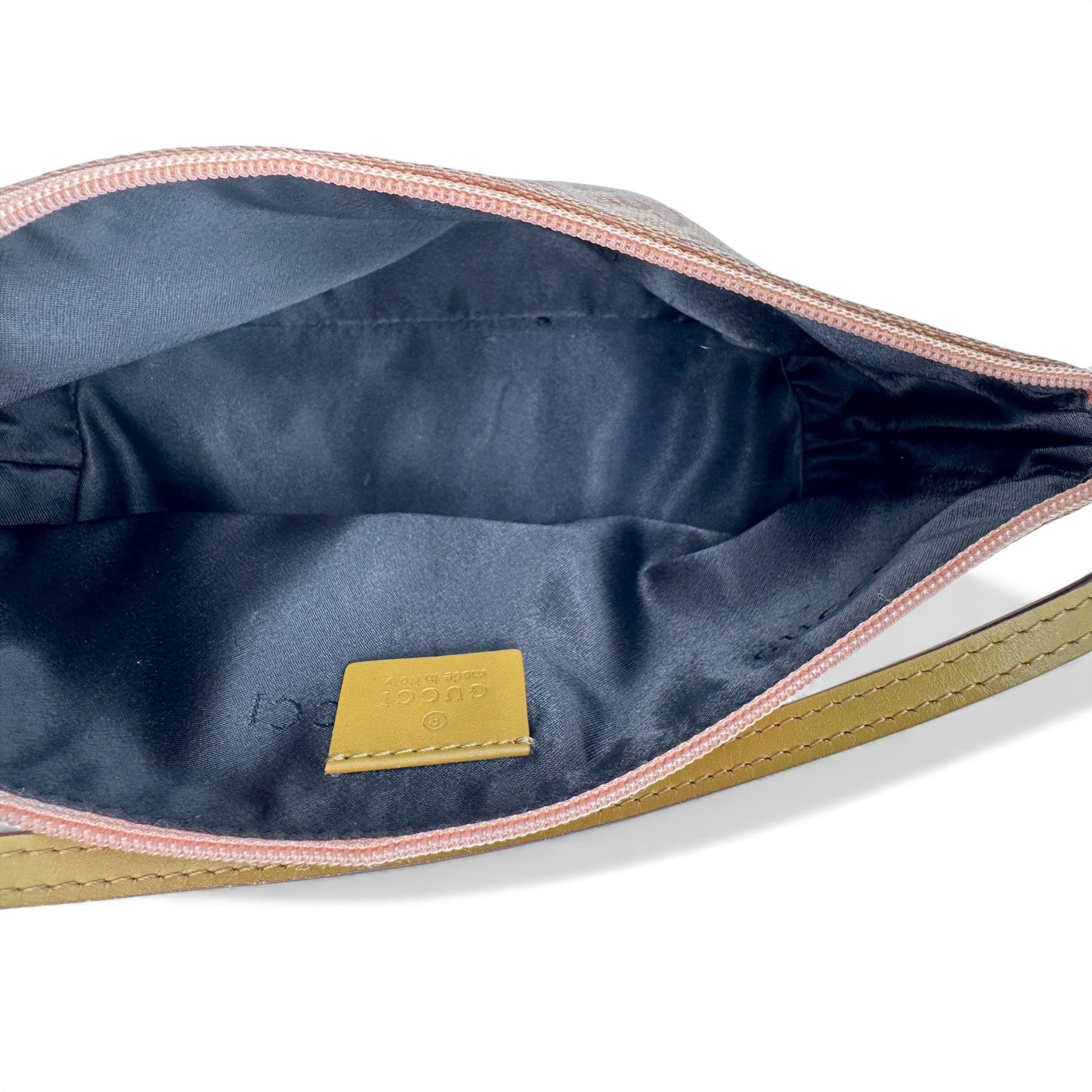 Vintage Gucci Pink Boat Pochette Shoulder Bag - Thanks it's Vintage