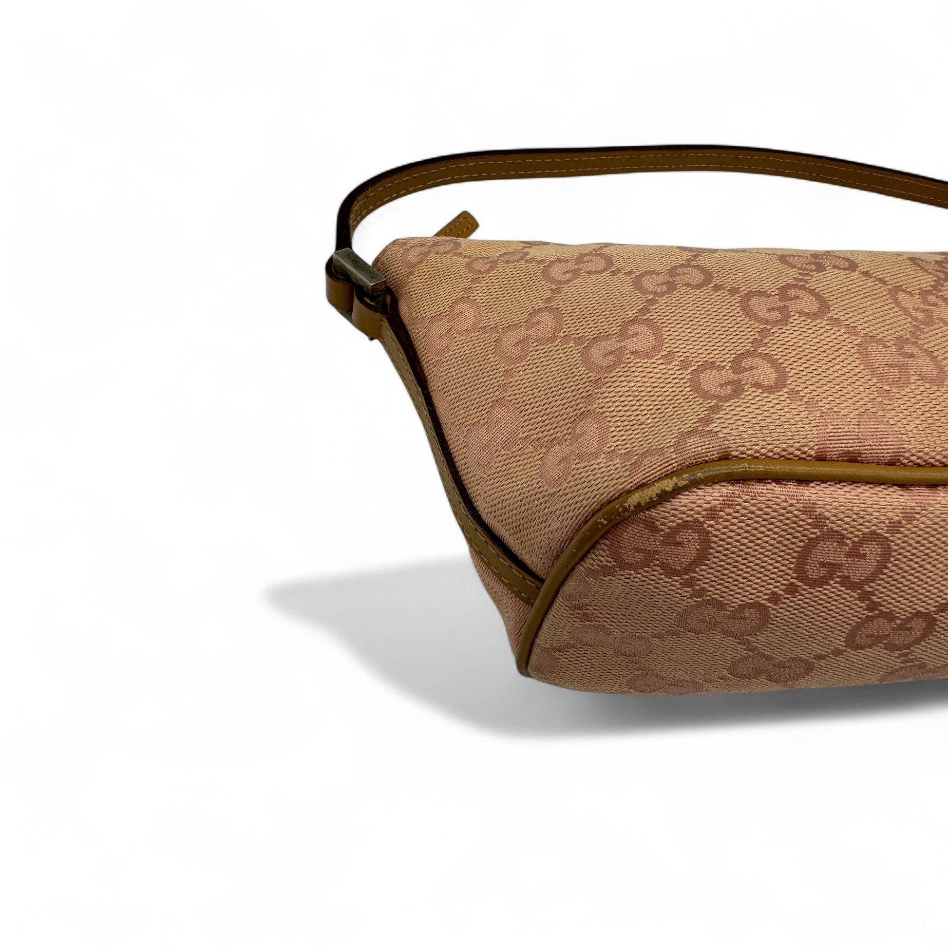 Vintage Gucci Pink Boat Pochette Shoulder Bag - Thanks it's Vintage