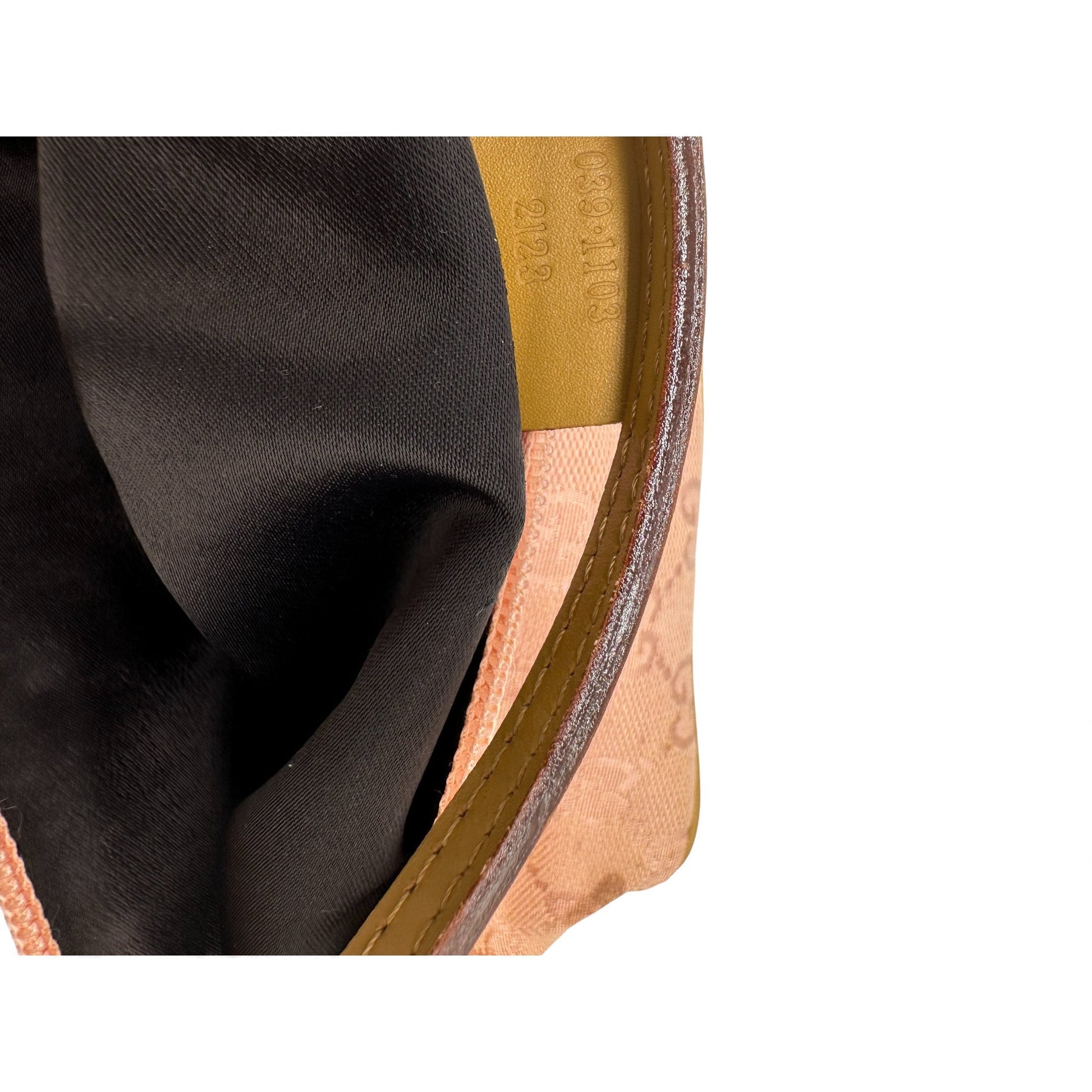 Vintage Gucci Pink Boat Pochette Shoulder Bag - Thanks it's Vintage