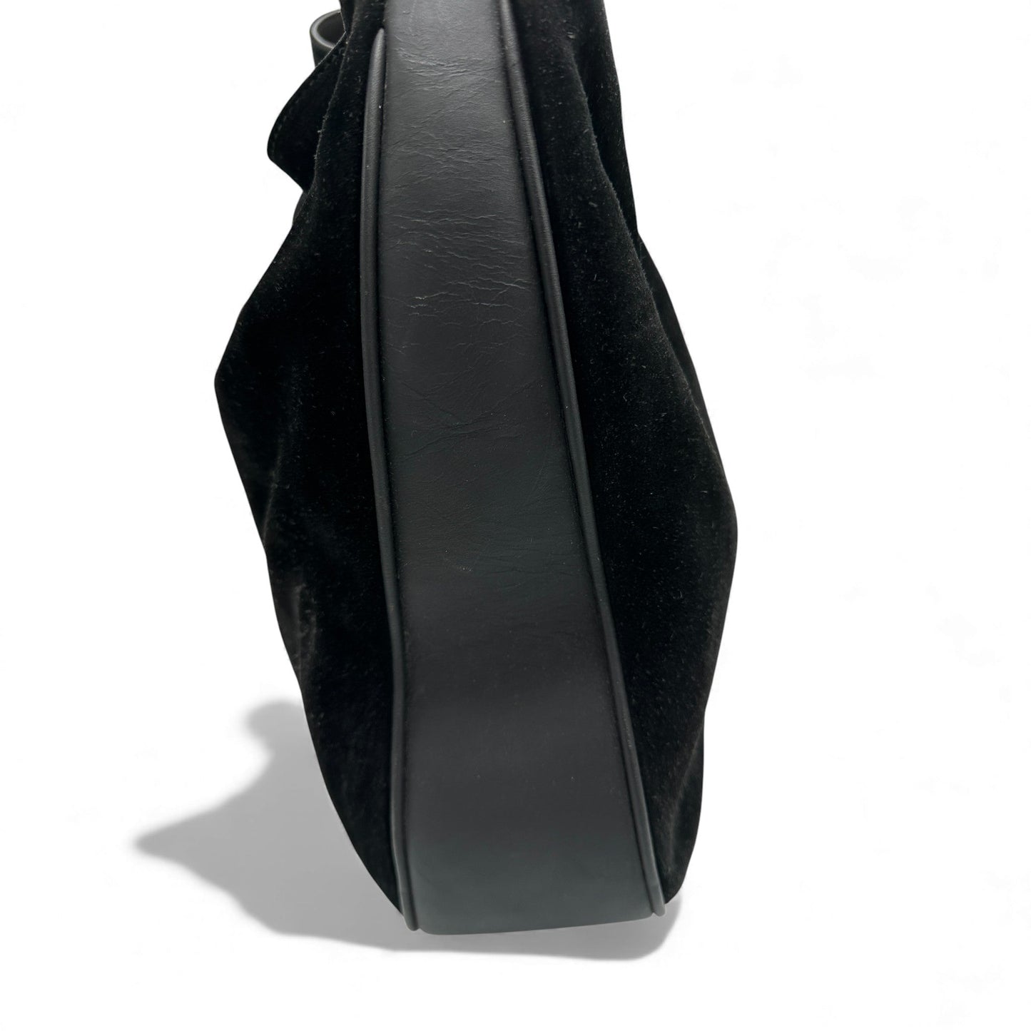 Vintage Gucci Suede Bamboo 001 123 1577 Shoulder Bag - Thanks it's Vintage