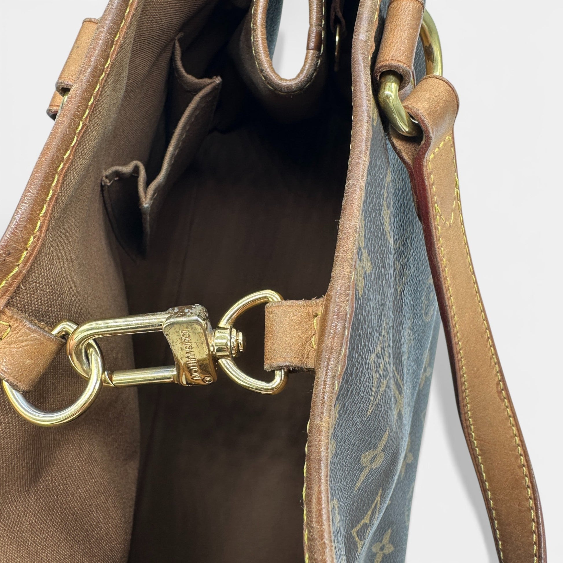 Vintage Louis Vuitton Monogram Batignolles Horizontal Handbag - Thanks it's Vintage