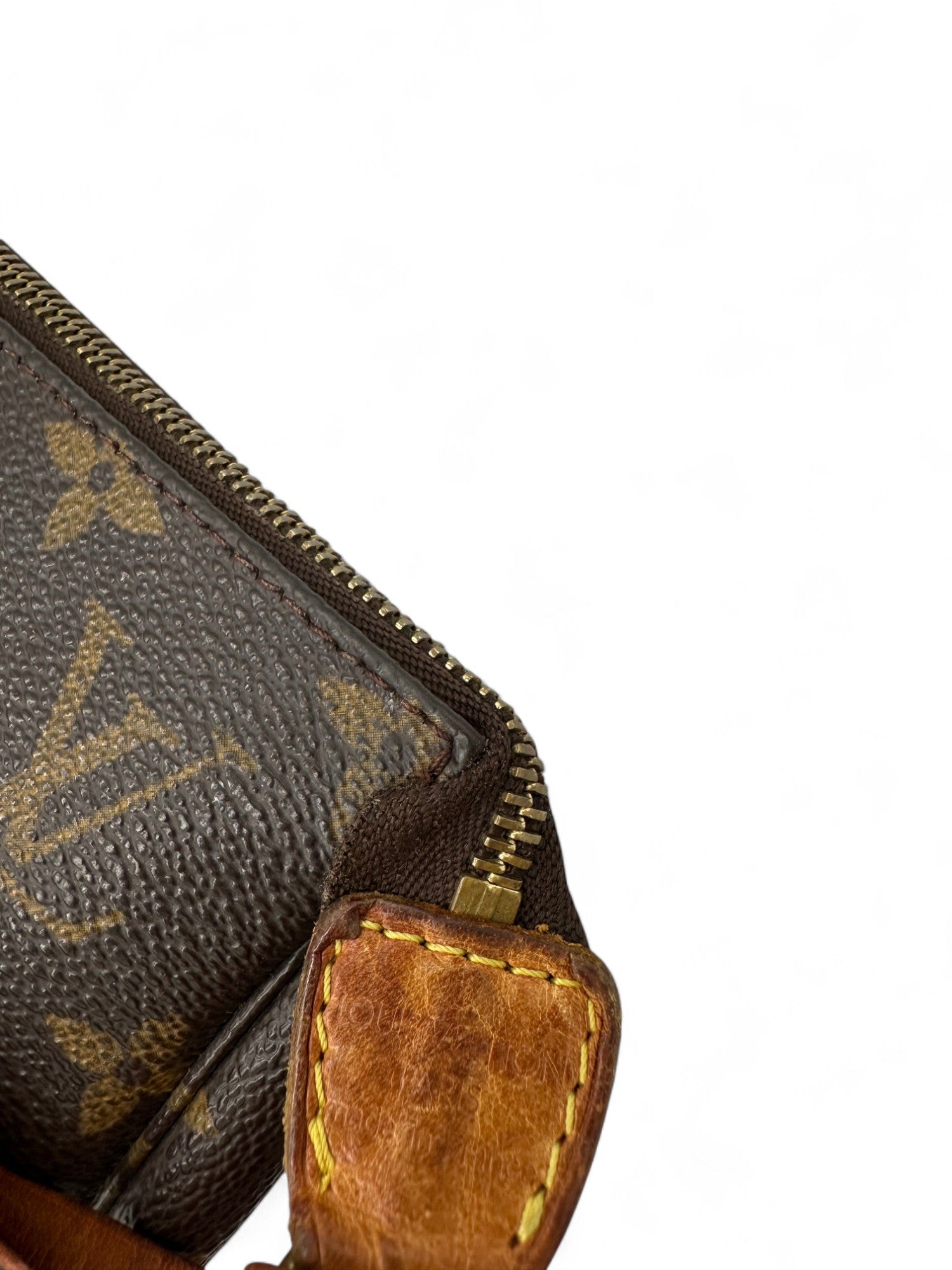 Vintage Louis Vuitton Pochette Accessoires Brown Monogram Shoulder Bag - Thanks it's Vintage