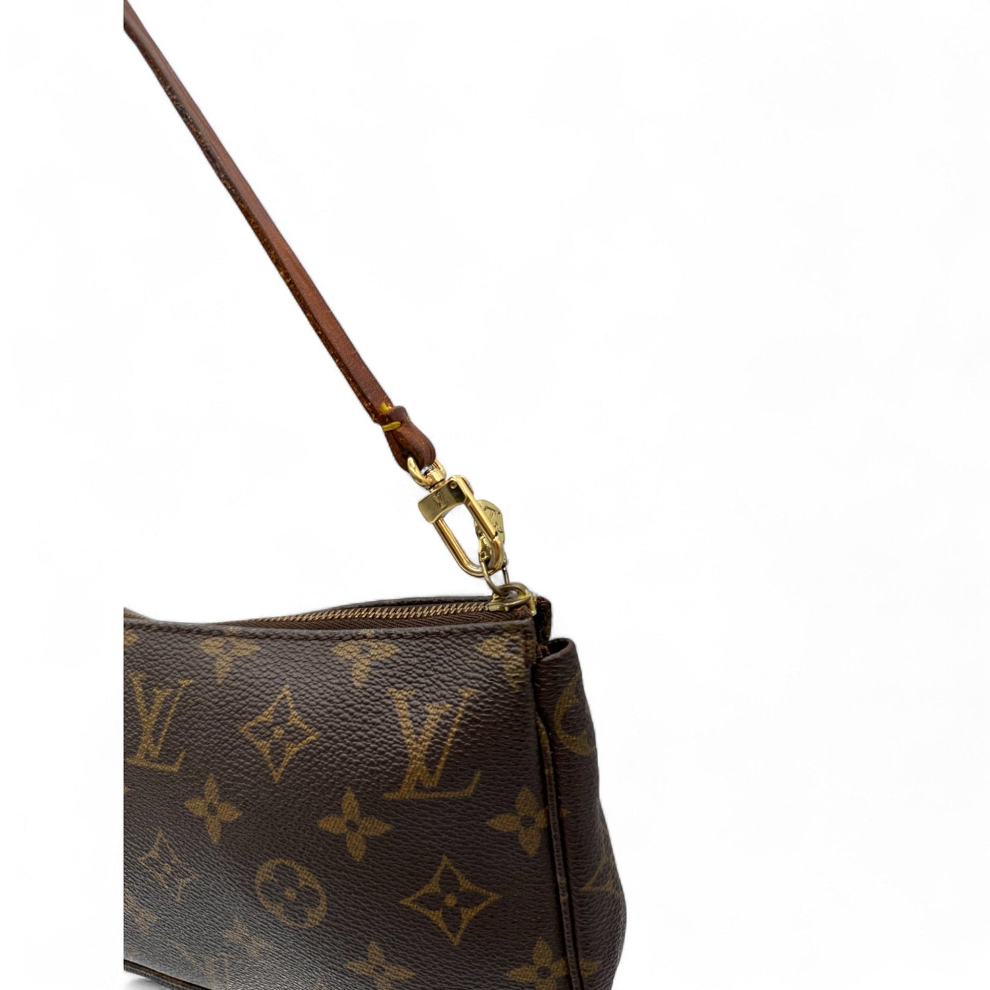 Vintage Louis Vuitton Pochette Accessoires in Monogram - Thanks it's Vintage